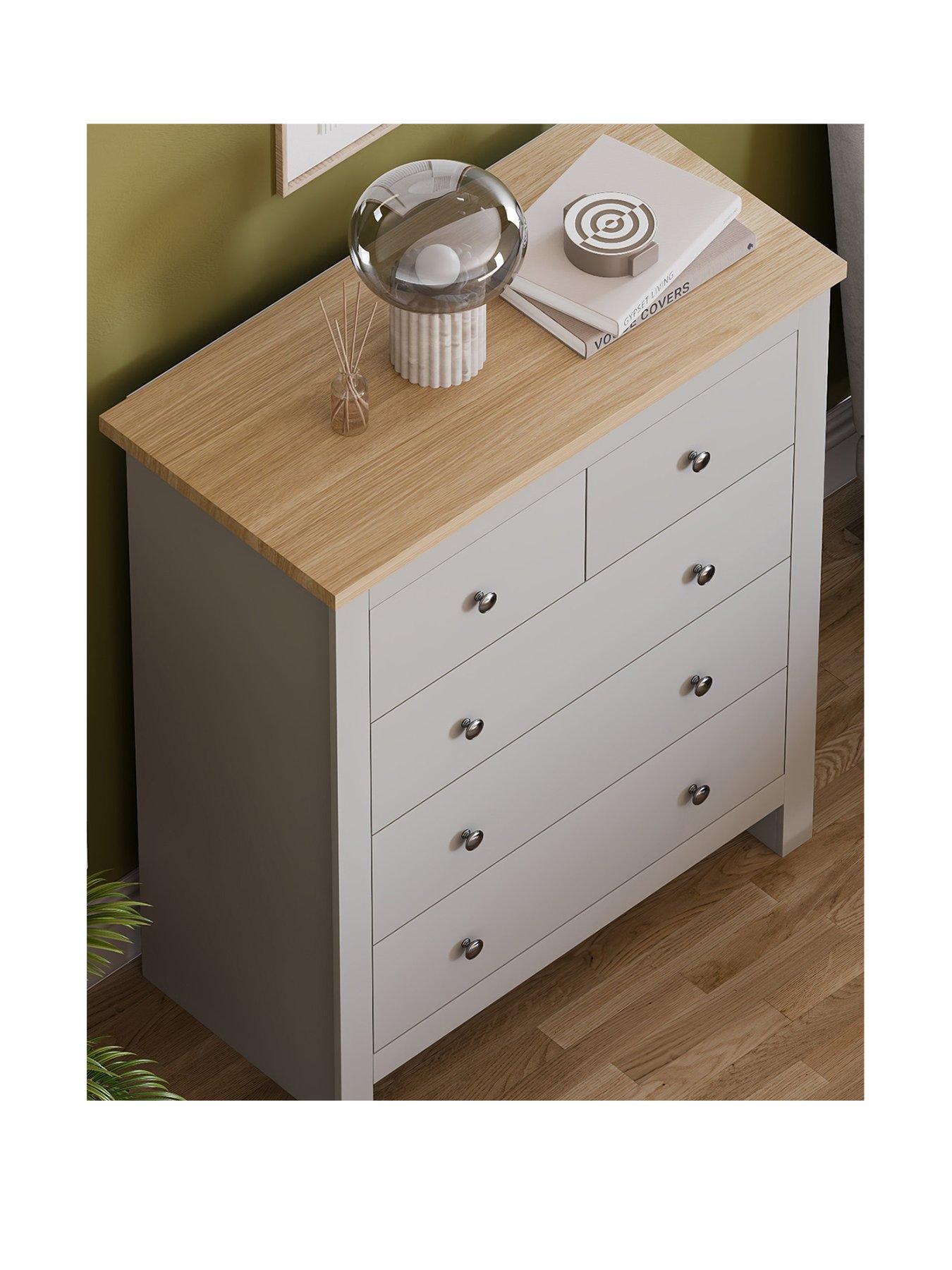 vida-designs-arlington-23-drawer-chestback