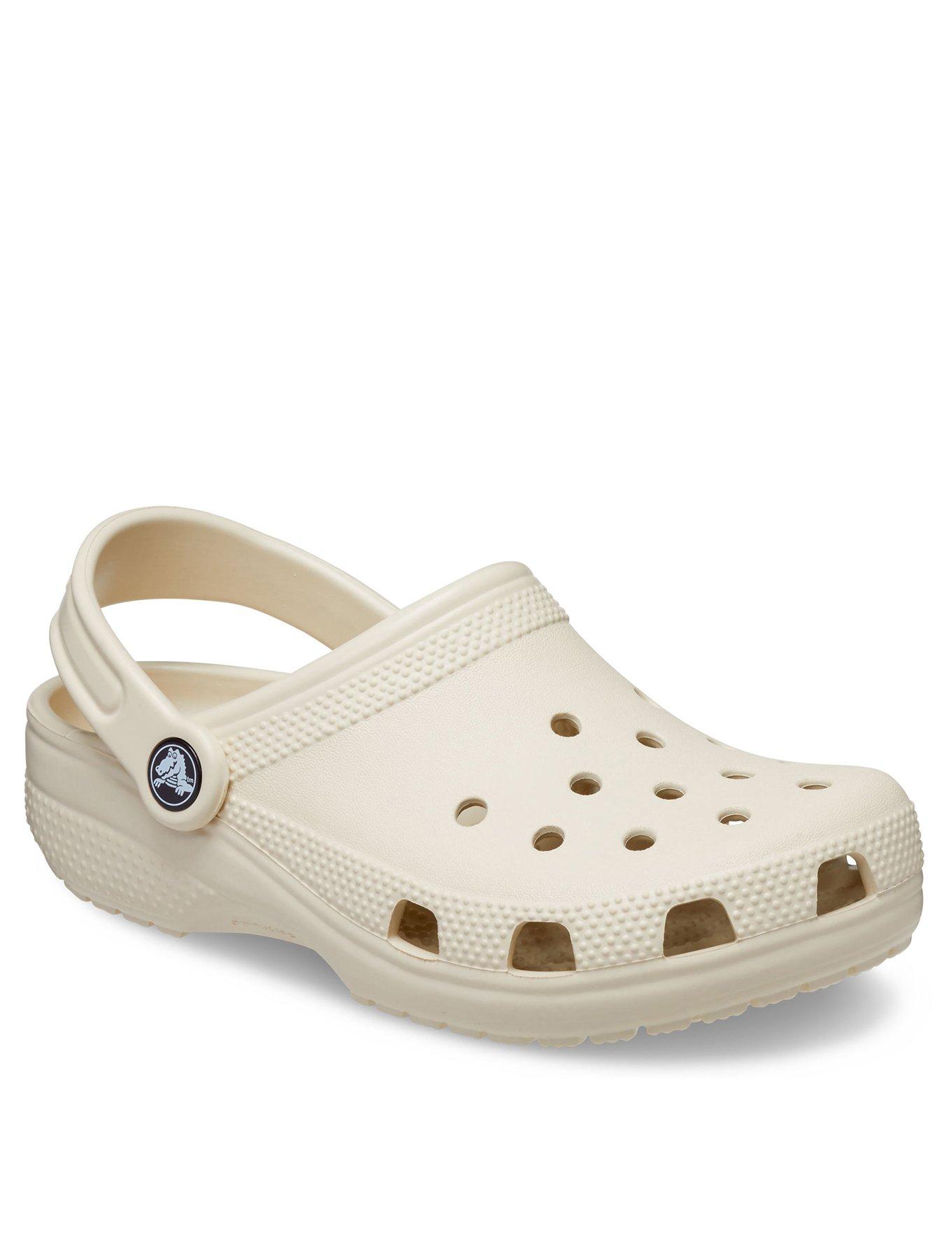 crocs-classic-clog-k-cream