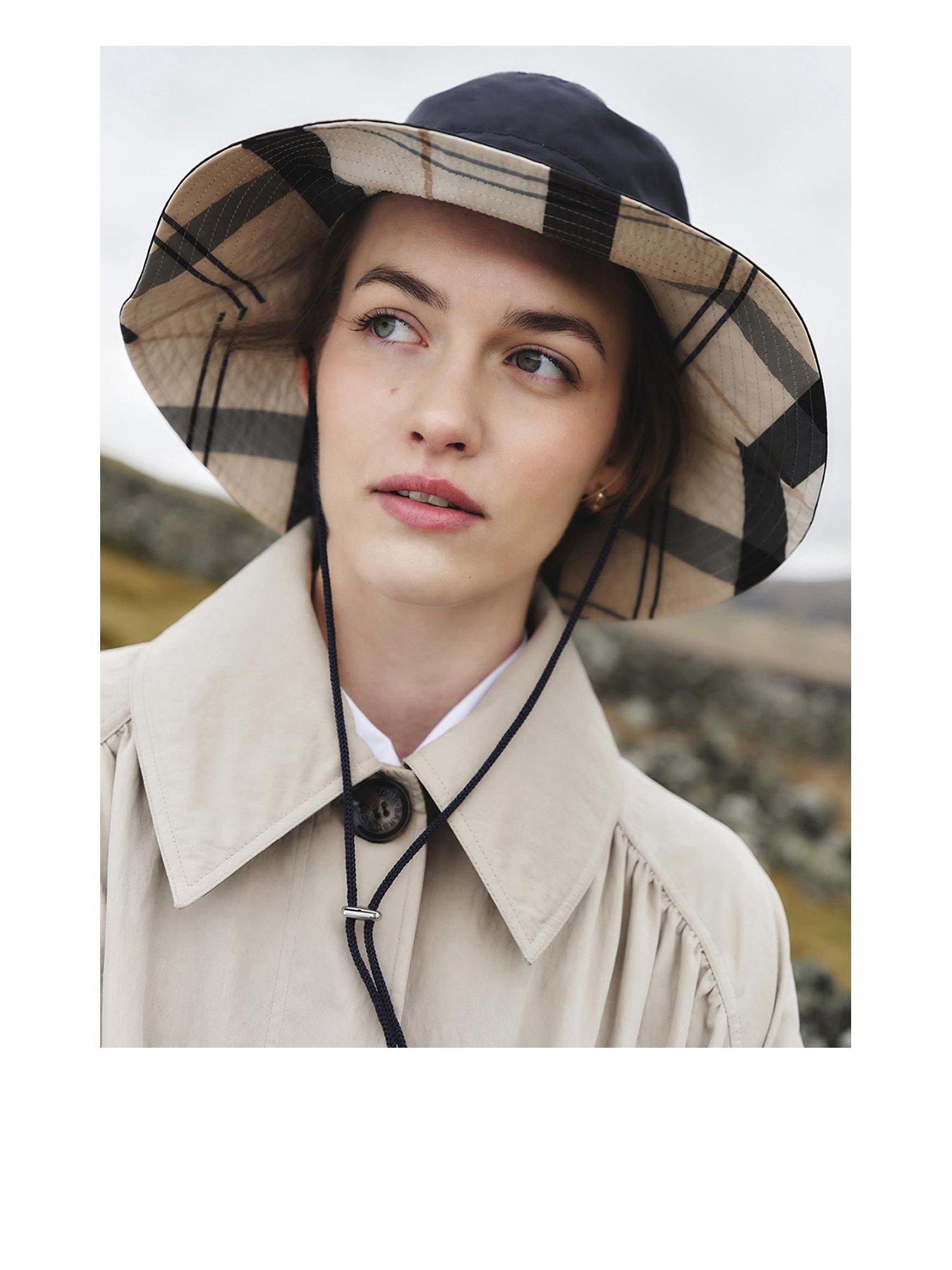 Image 1 of 1 of Barbour Barbour Darla Showerproof Bucket Hat - Blue