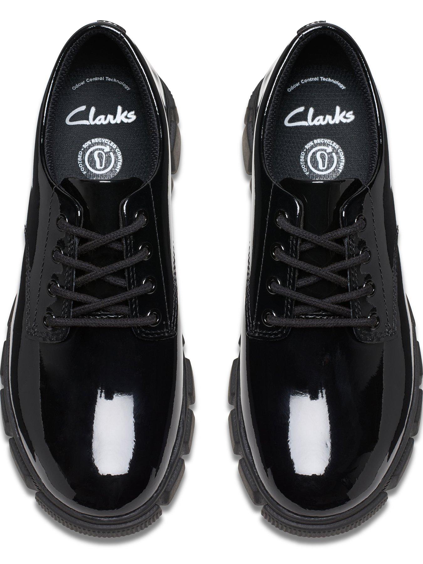 clarks-evyn-lace-koutfit