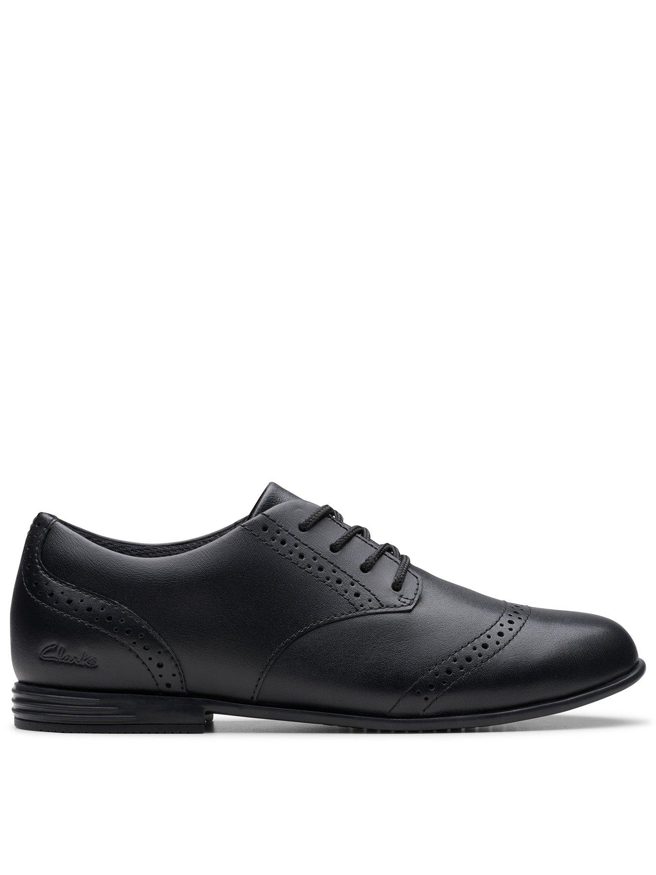 clarks-finjabrogue-o-black