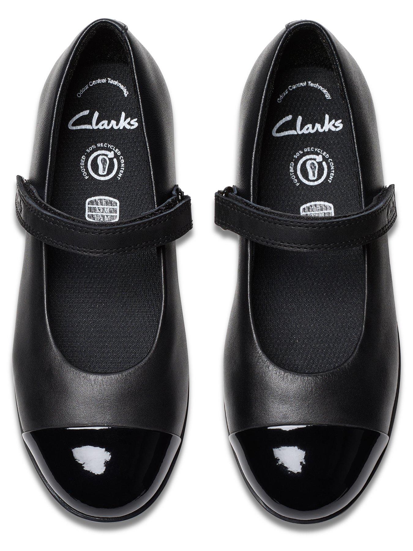 clarks-finja-gem-onbsp--blackoutfit