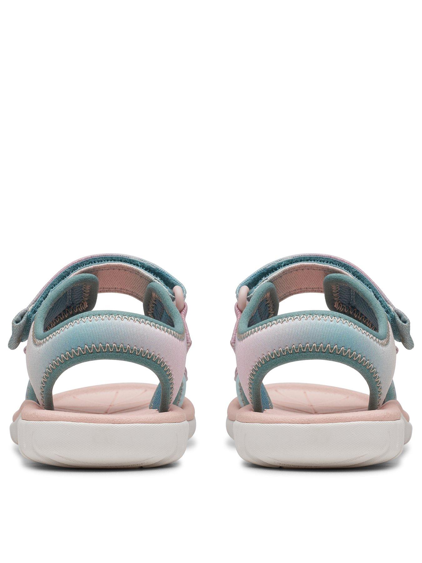 clarks-surfingtide-kback