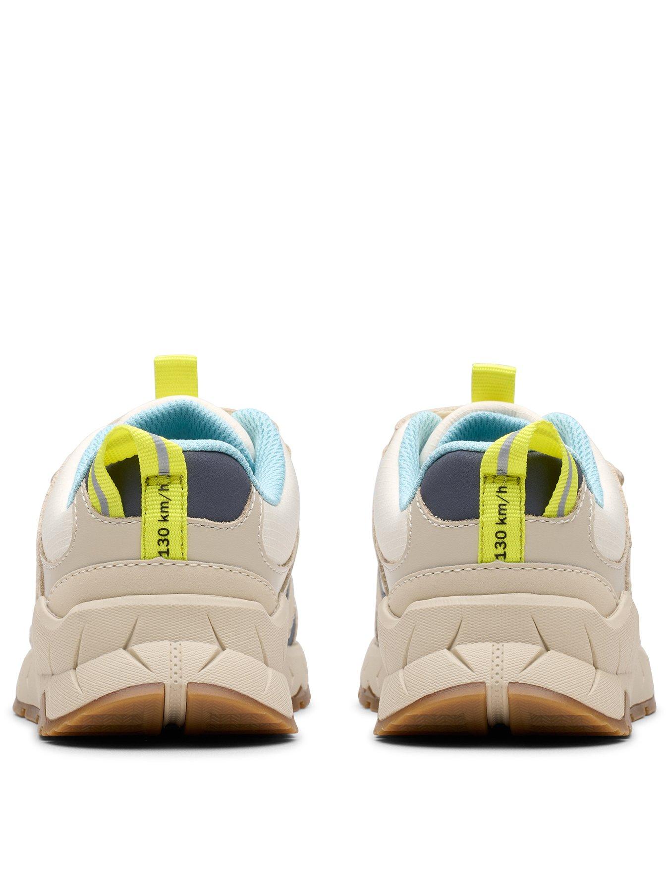 clarks-selva-hero-kback