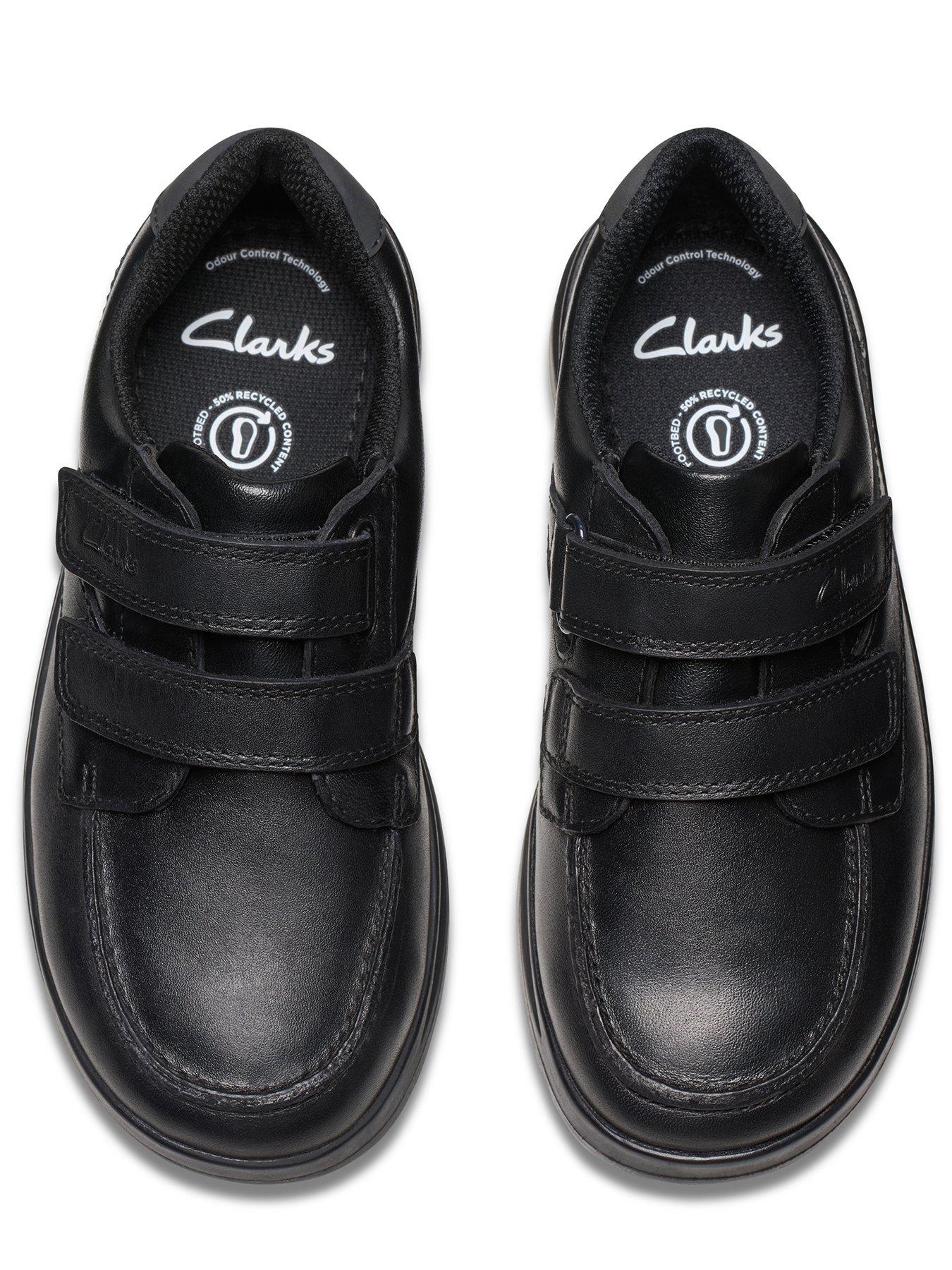 Image 4 of 7 of Clarks Keelan Flare K - Black