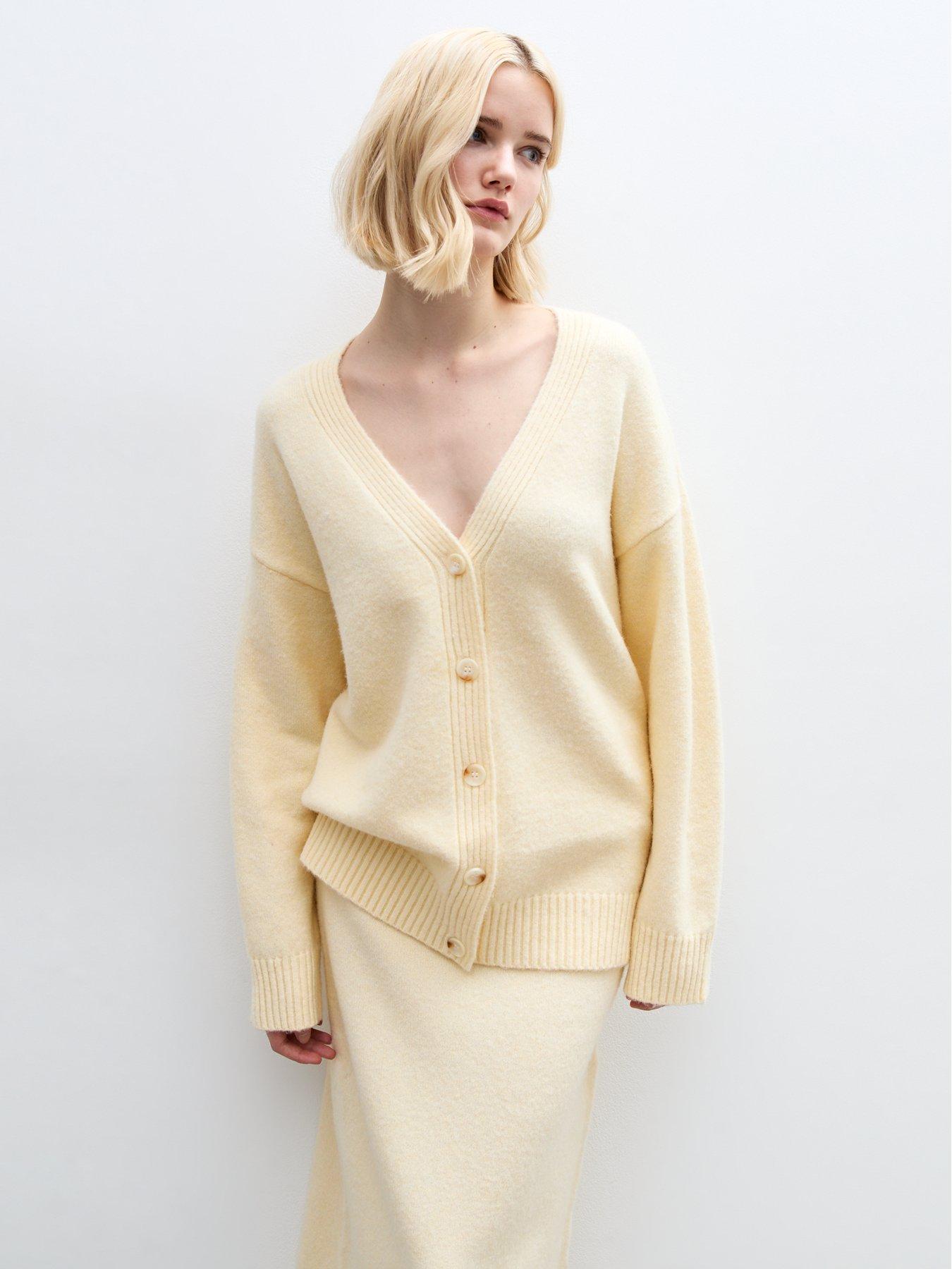 new-look-light-yellow-oversized-midweight-knit-cardiganfront