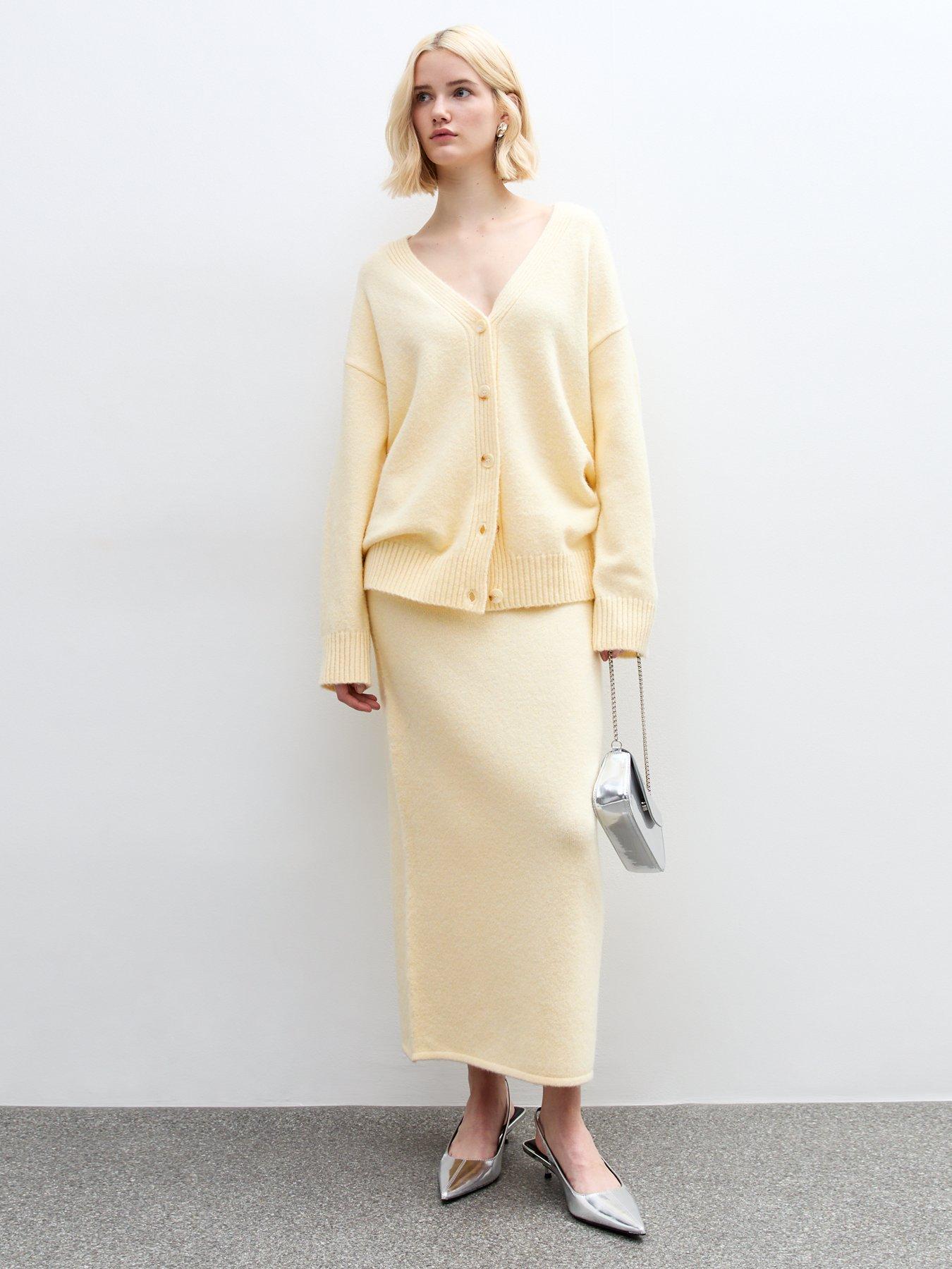 new-look-light-yellow-oversized-midweight-knit-cardiganback