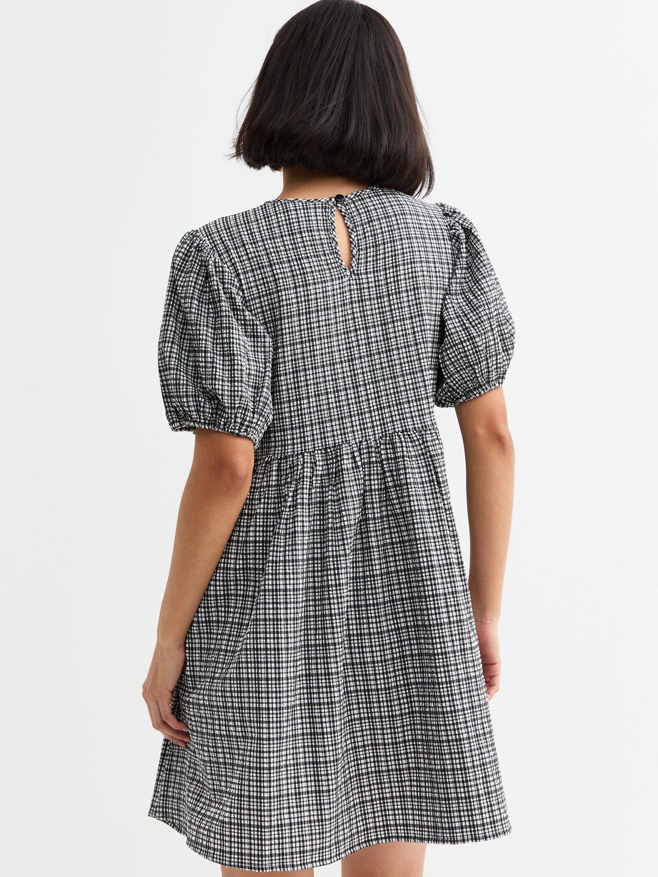 Image 2 of 4 of New Look Gingham Bow Front Mini Dress - Black