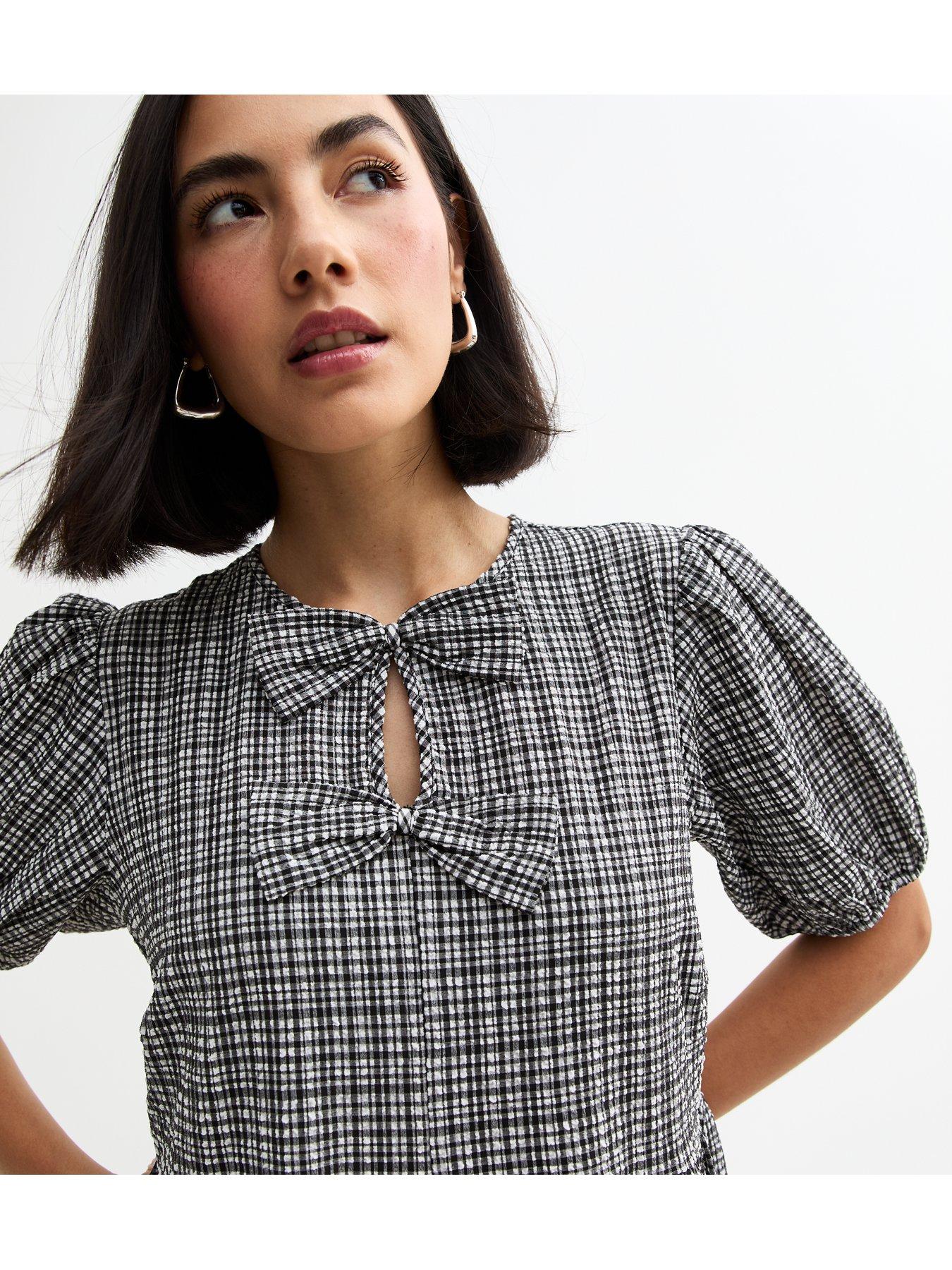 Image 4 of 4 of New Look Gingham Bow Front Mini Dress - Black