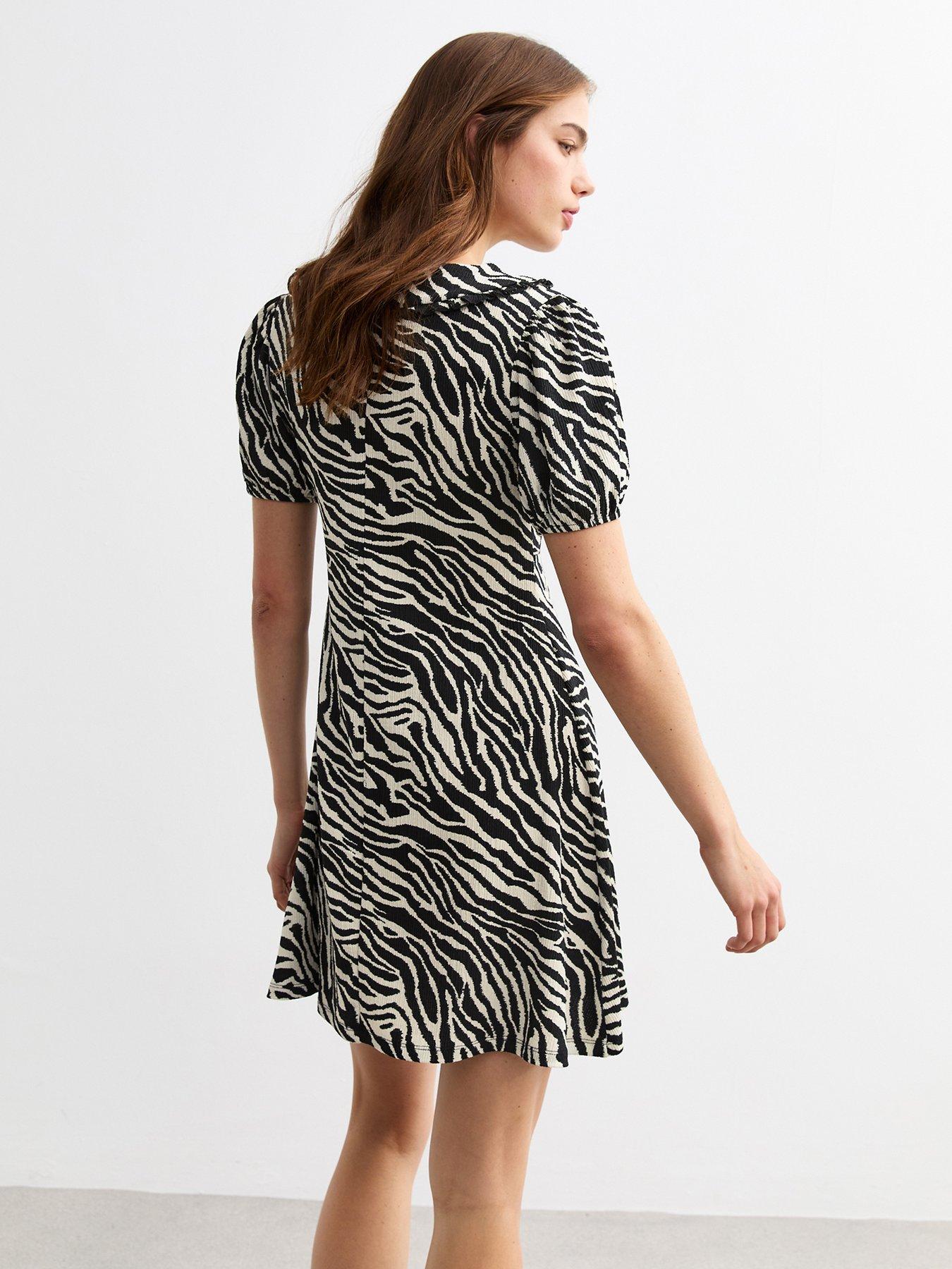 new-look-black-zebra-crinkled-mini-dress-printstillFront