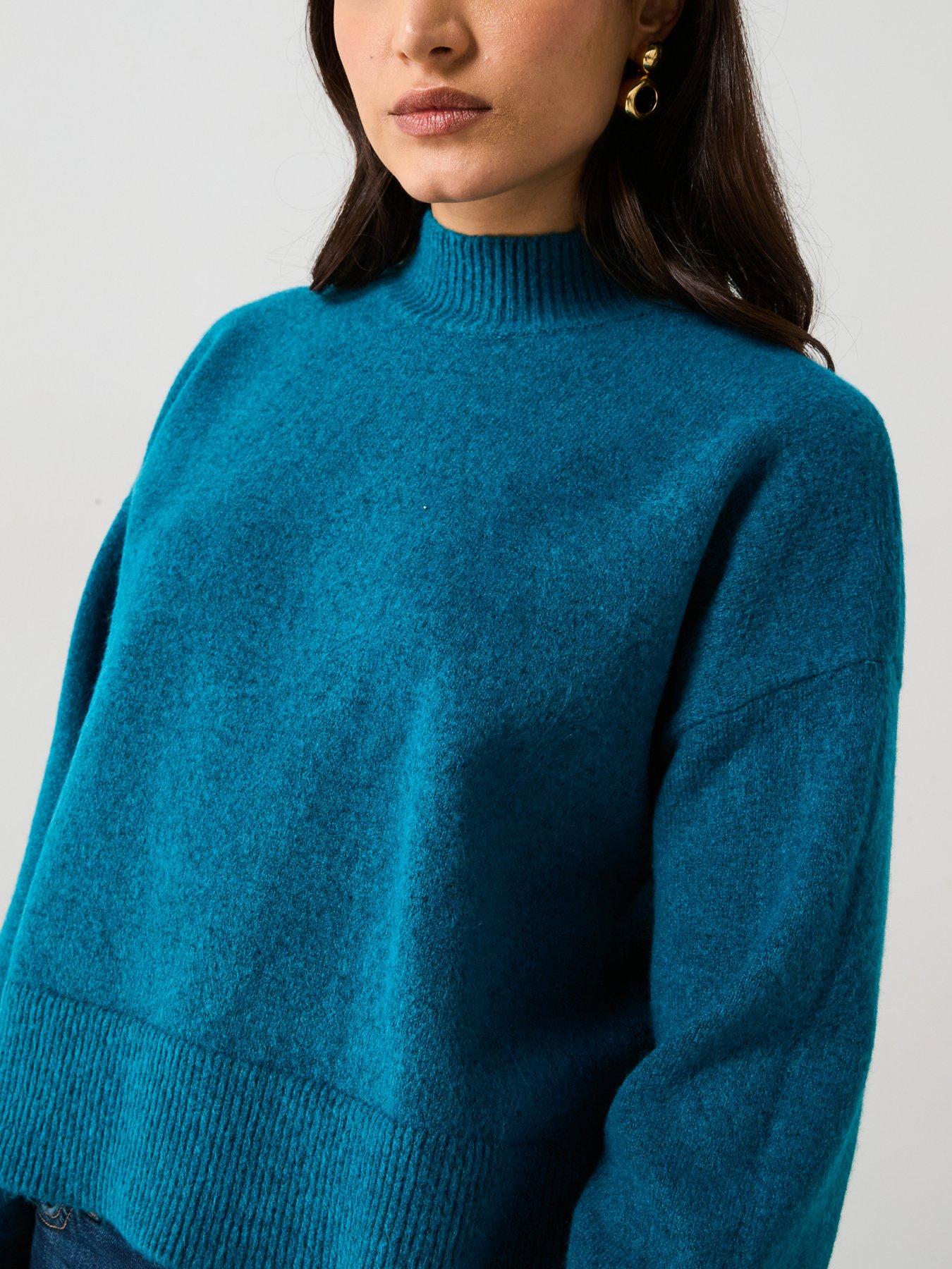 mango-high-neck-jumper-blueoutfit