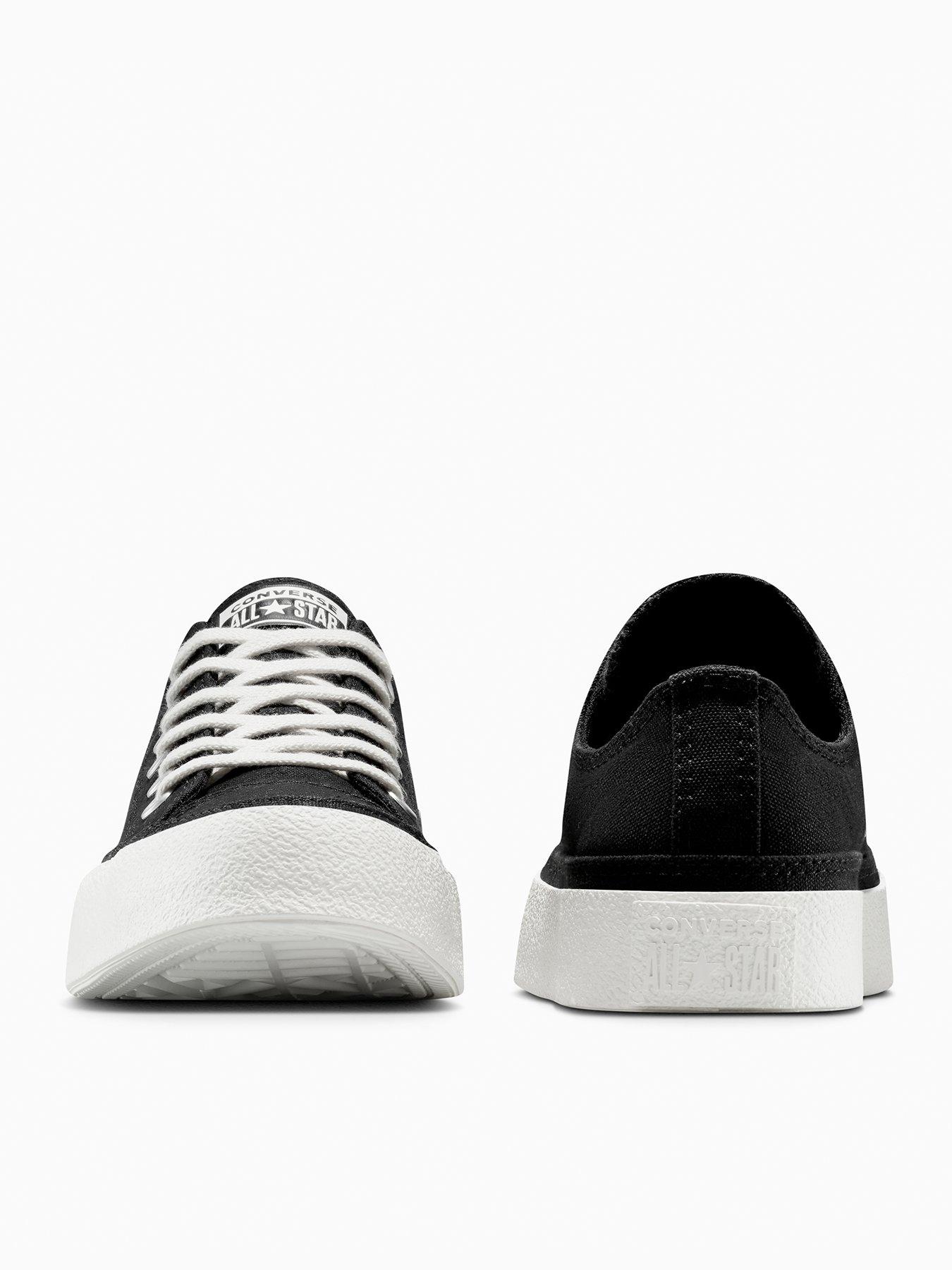 converse-chuck-taylor-all-star-blackback