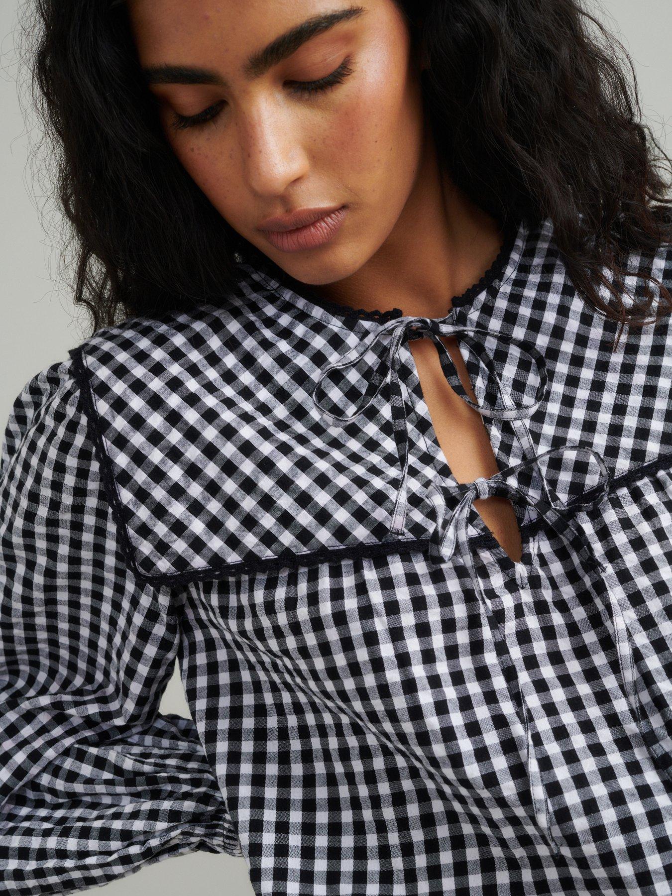 Image 2 of 4 of Nobodys Child Bridy Blouse - Black