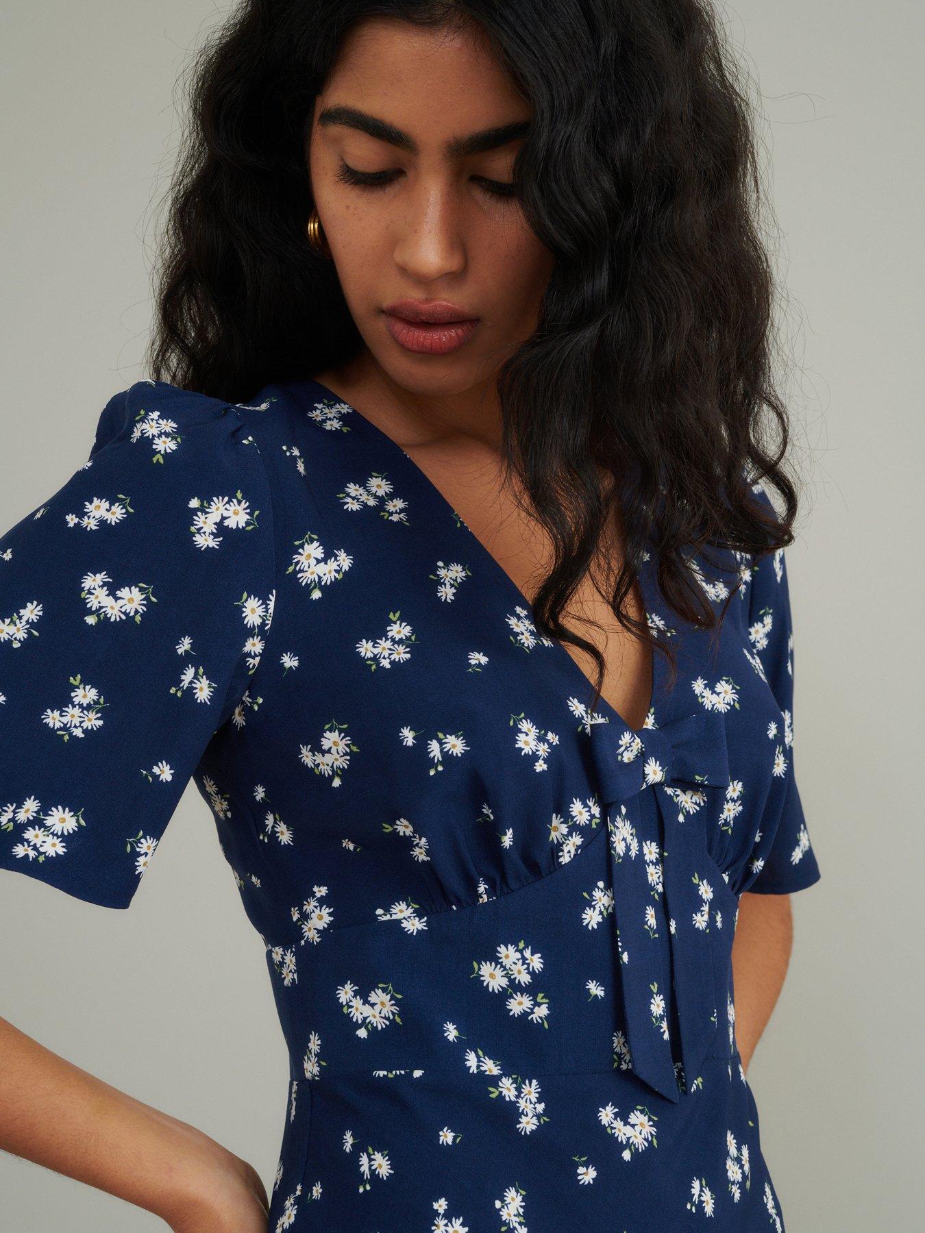 Image 3 of 4 of Nobodys Child Faith Bow Front Midi Dress - Blue