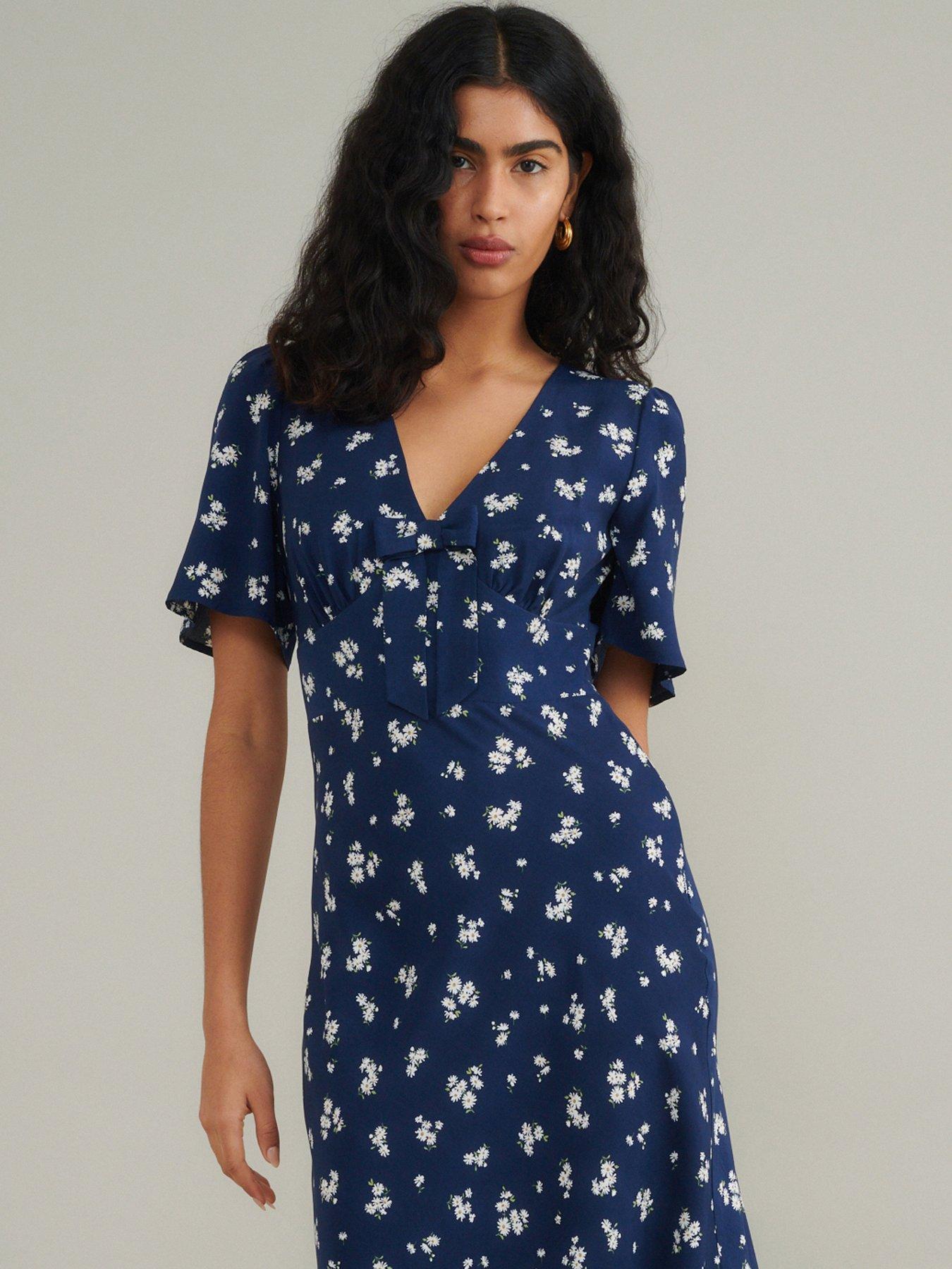 Image 4 of 4 of Nobodys Child Faith Bow Front Midi Dress - Blue