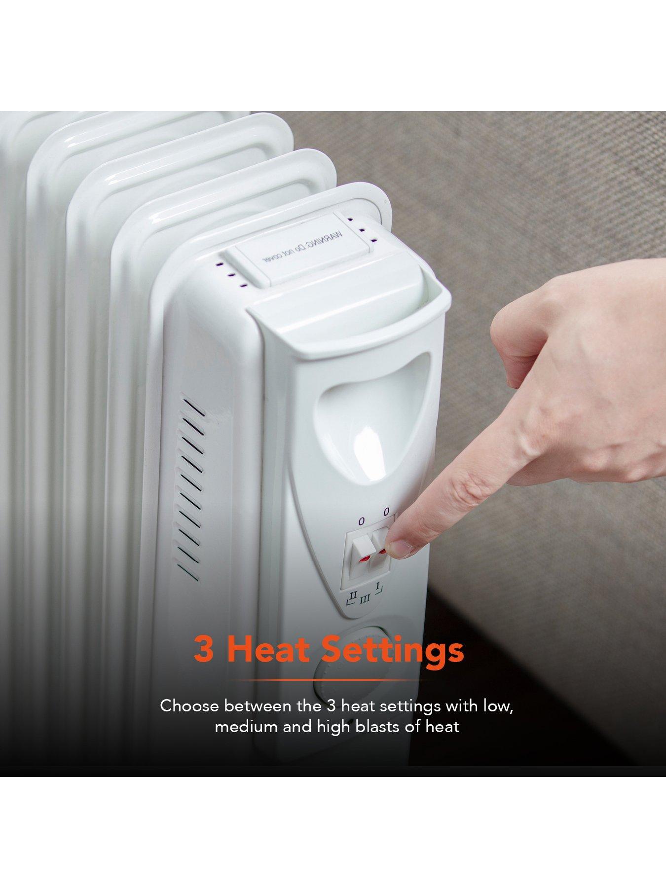 Image 5 of 7 of Black & Decker 1500W 7-Fin Oil-Filled Radiator with&nbsp;24-Hour Timer - White