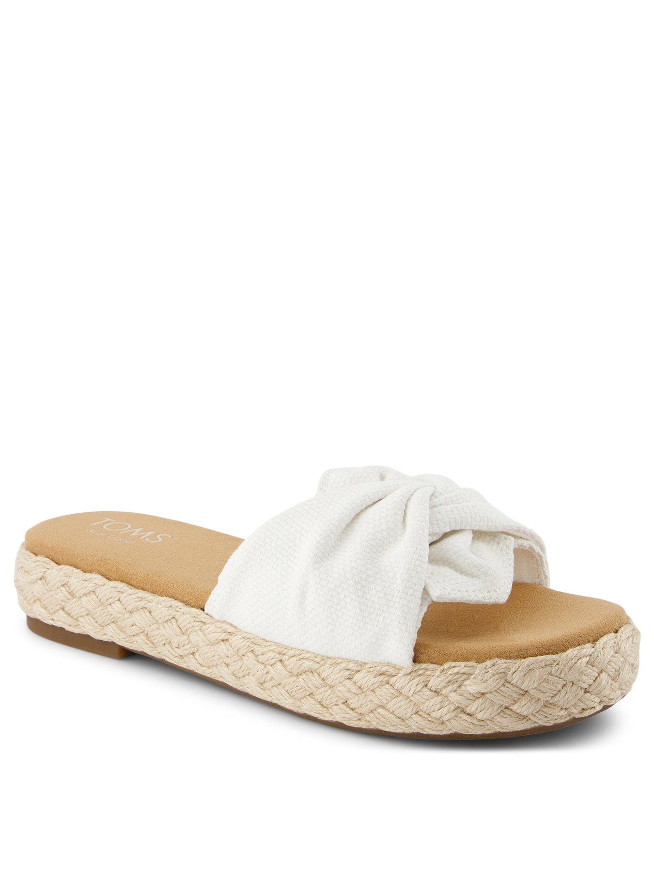 toms-abby-sliders-light-naturalstillFront