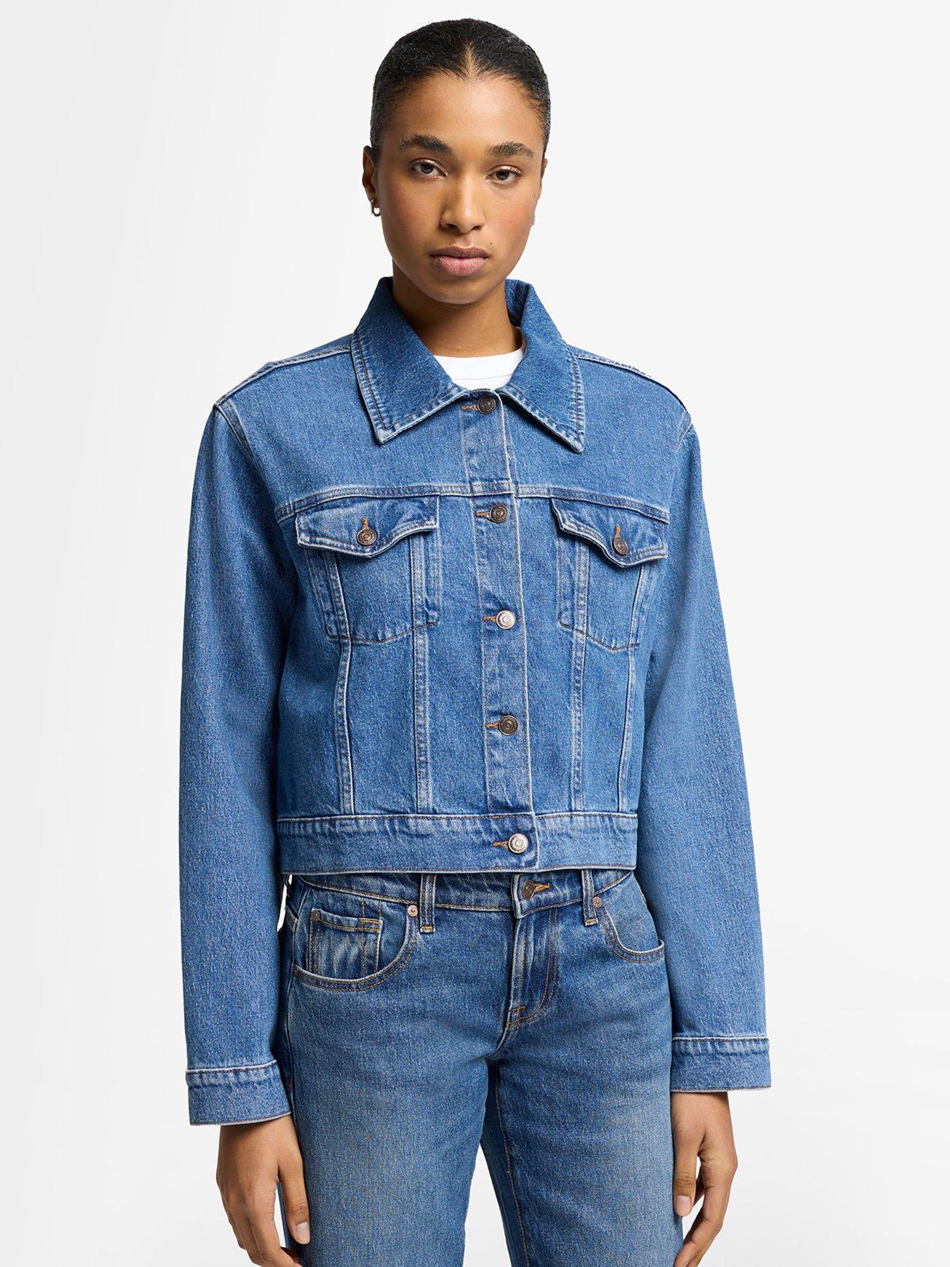 7-for-all-mankind-nellie-weekend-denim-jacket-blueoutfit