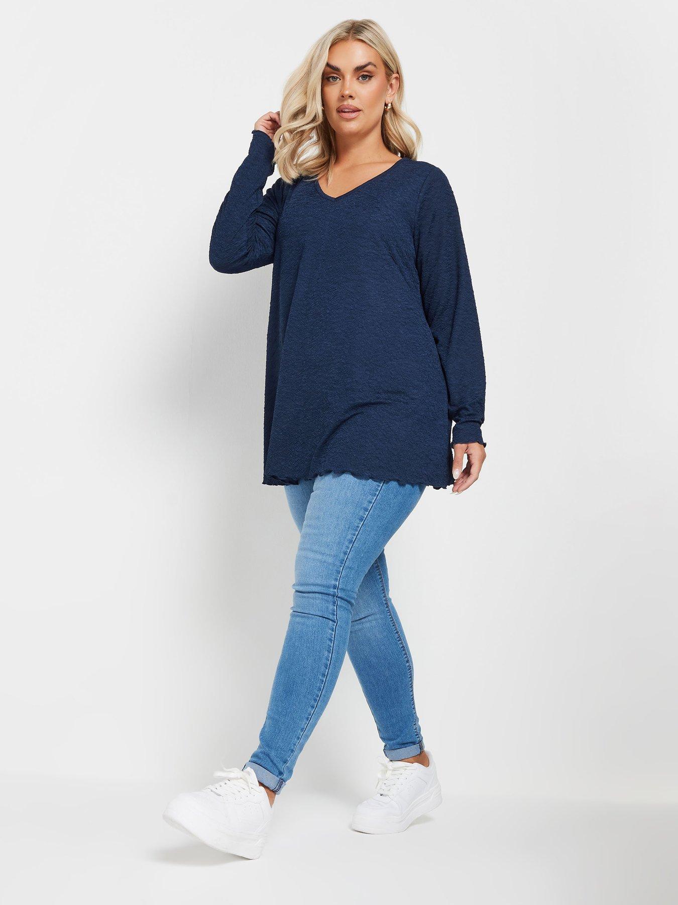 yours-curve-long-sleeve-textured-v-neck-topback