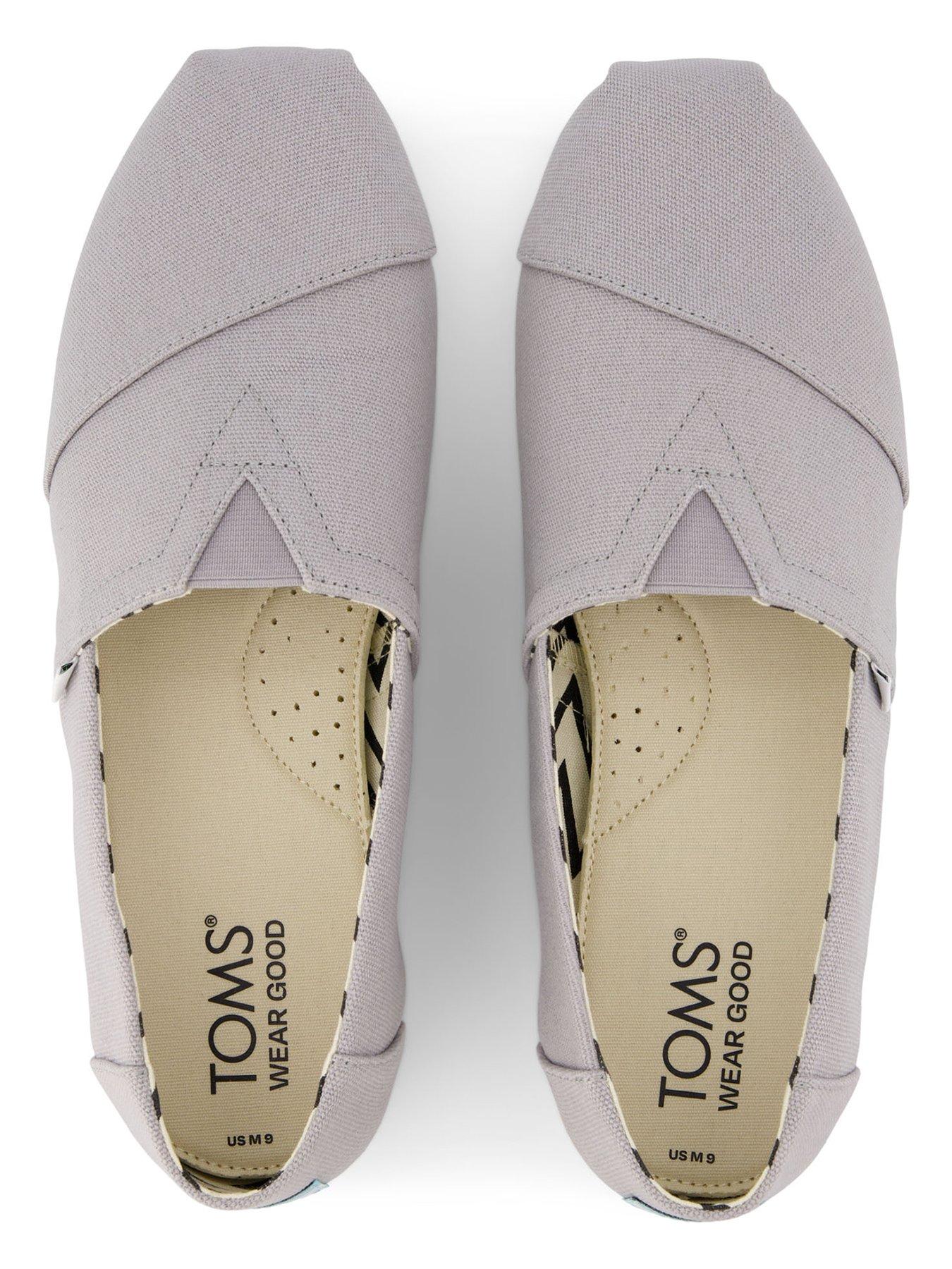 toms-mens-alpargata-classic-espadrilles-greyoutfit
