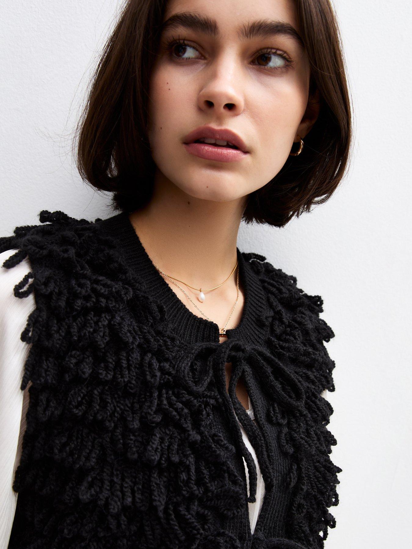 new-look-loop-knit-waistcoat-blackoutfit