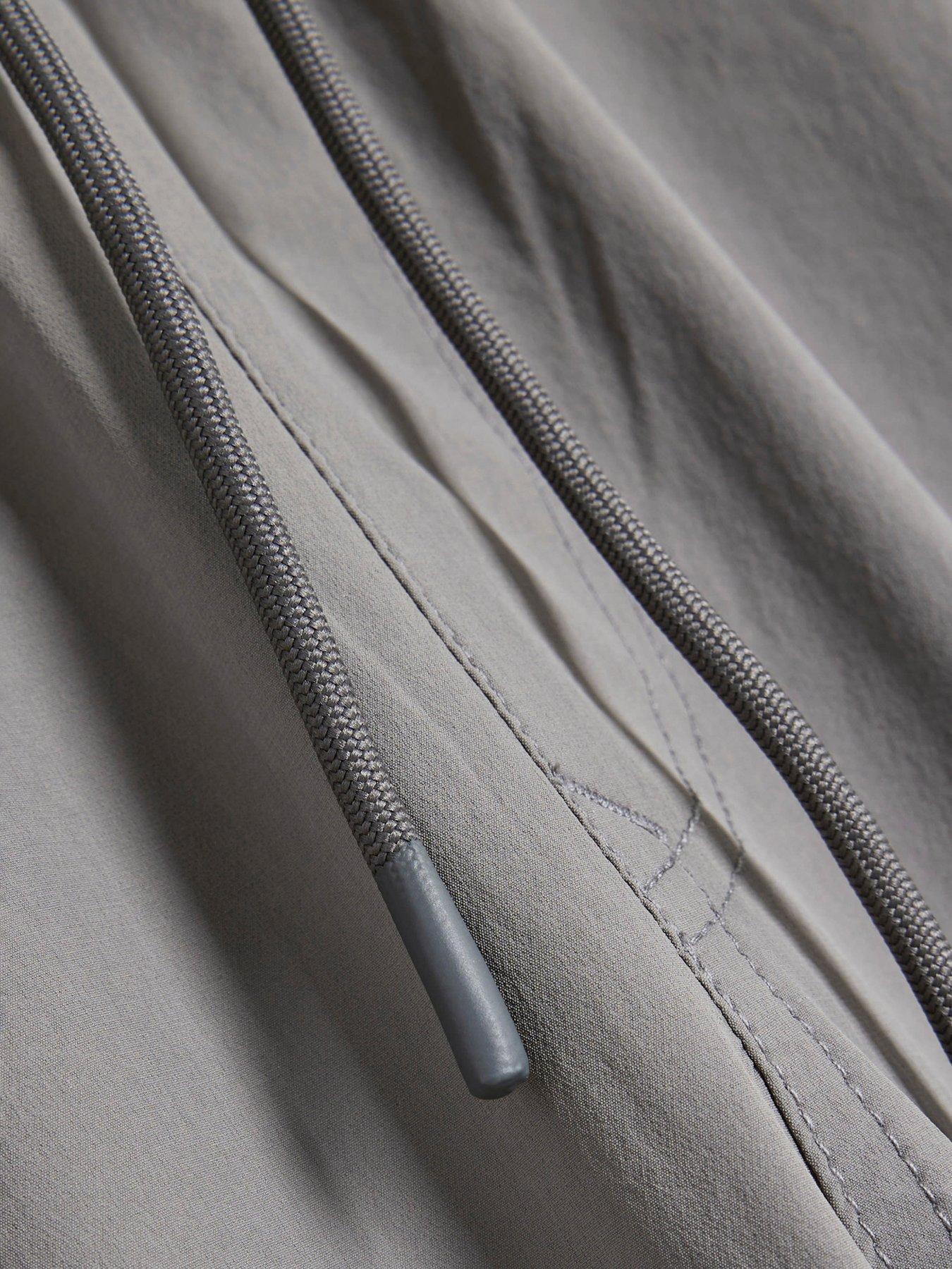 river-island-olivier-skinny-pull-on-trousers-greydetail