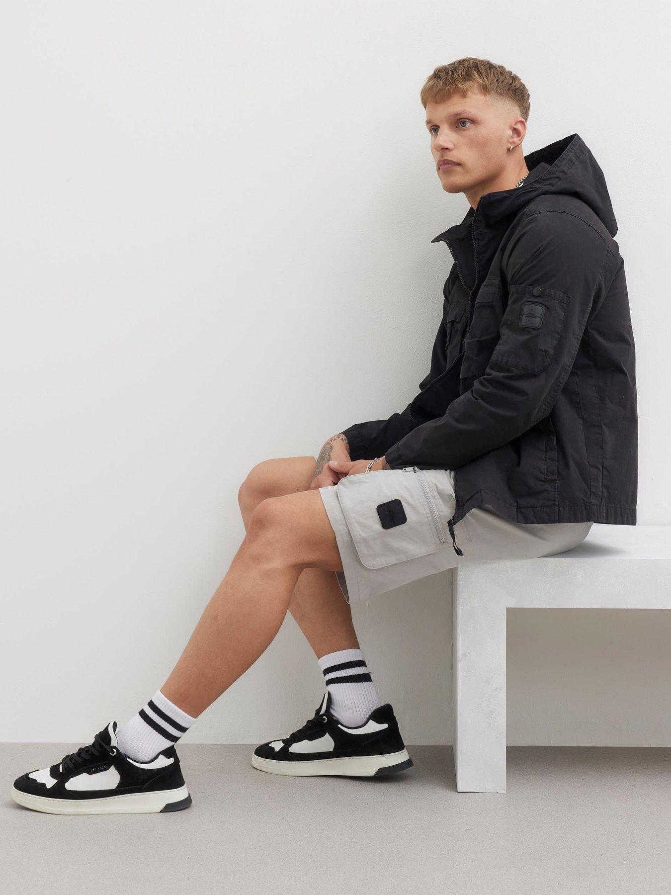 river-island-hilson-cargo-shorts-greyoutfit