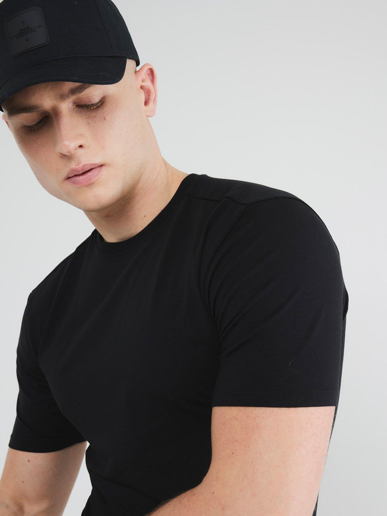 river-island-essentials-muscle-fit-t-shirt-blackoutfit
