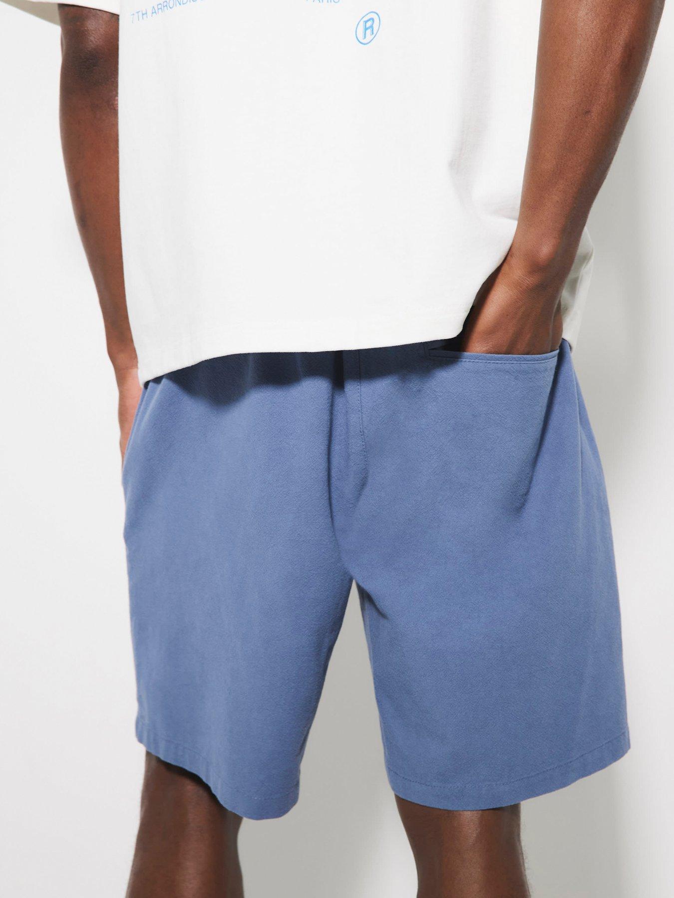 river-island-barkley-pull-on-shorts-blueoutfit