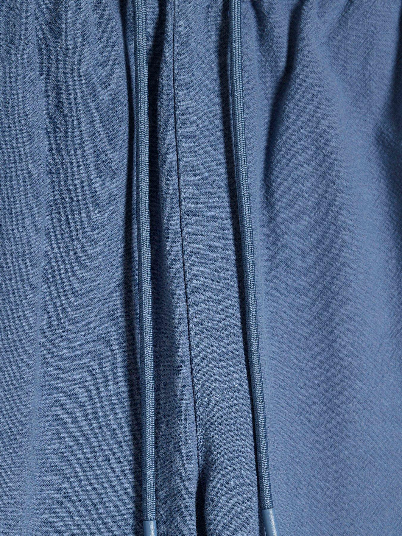 river-island-barkley-pull-on-shorts-bluedetail