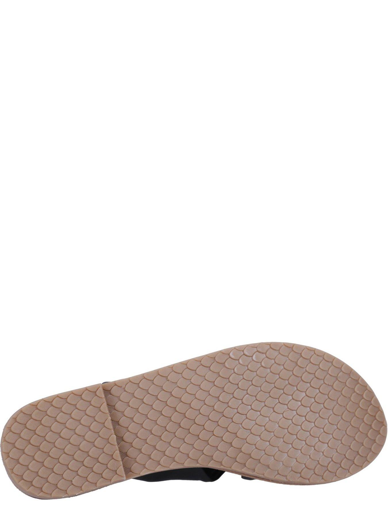 Image 4 of 4 of Hush Puppies Amy Wide Fit Sandal - Black