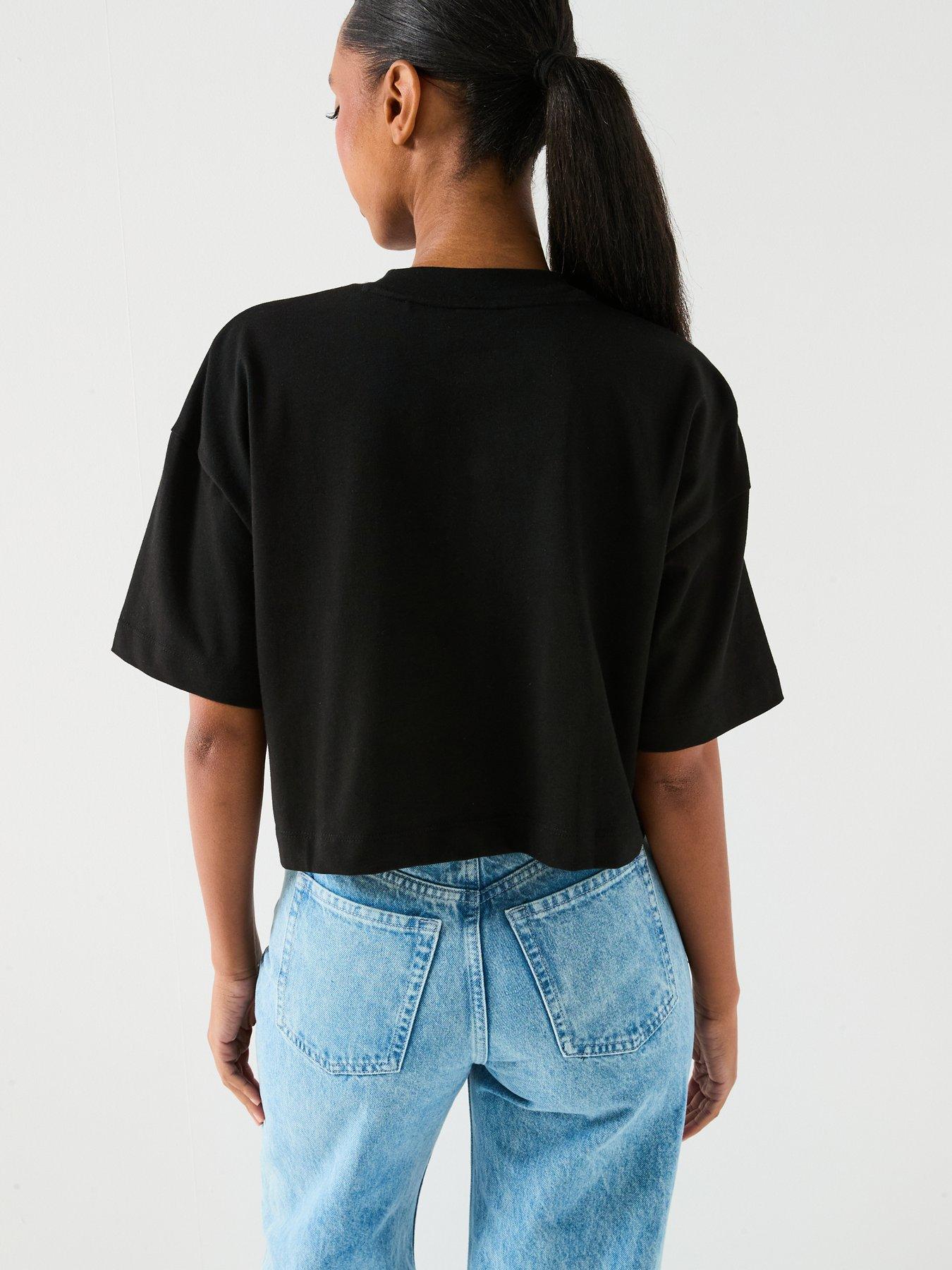 hugo-cropped-graphic-t-shirt-blackstillFront