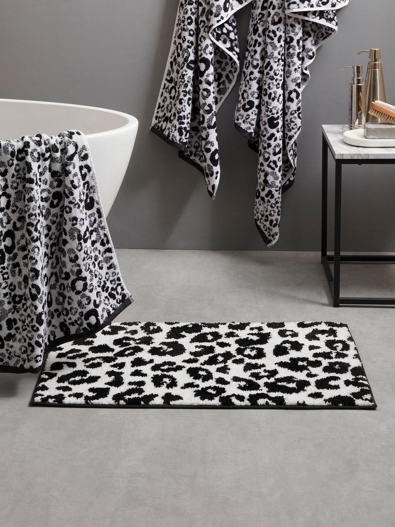 fusion-fusion-animal-print-jacquard-non-slip-reverse-bath-mat