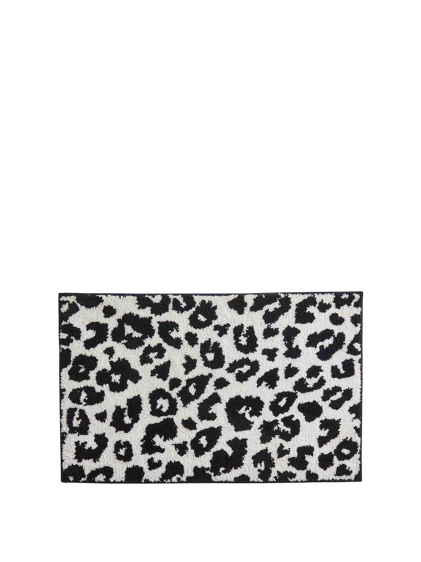 fusion-fusion-animal-print-jacquard-non-slip-reverse-bath-matstillFront