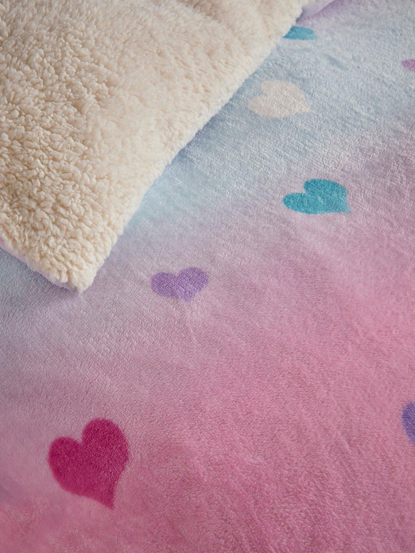 bedlam-cosy-ombre-heart-duvet-cover-setoutfit