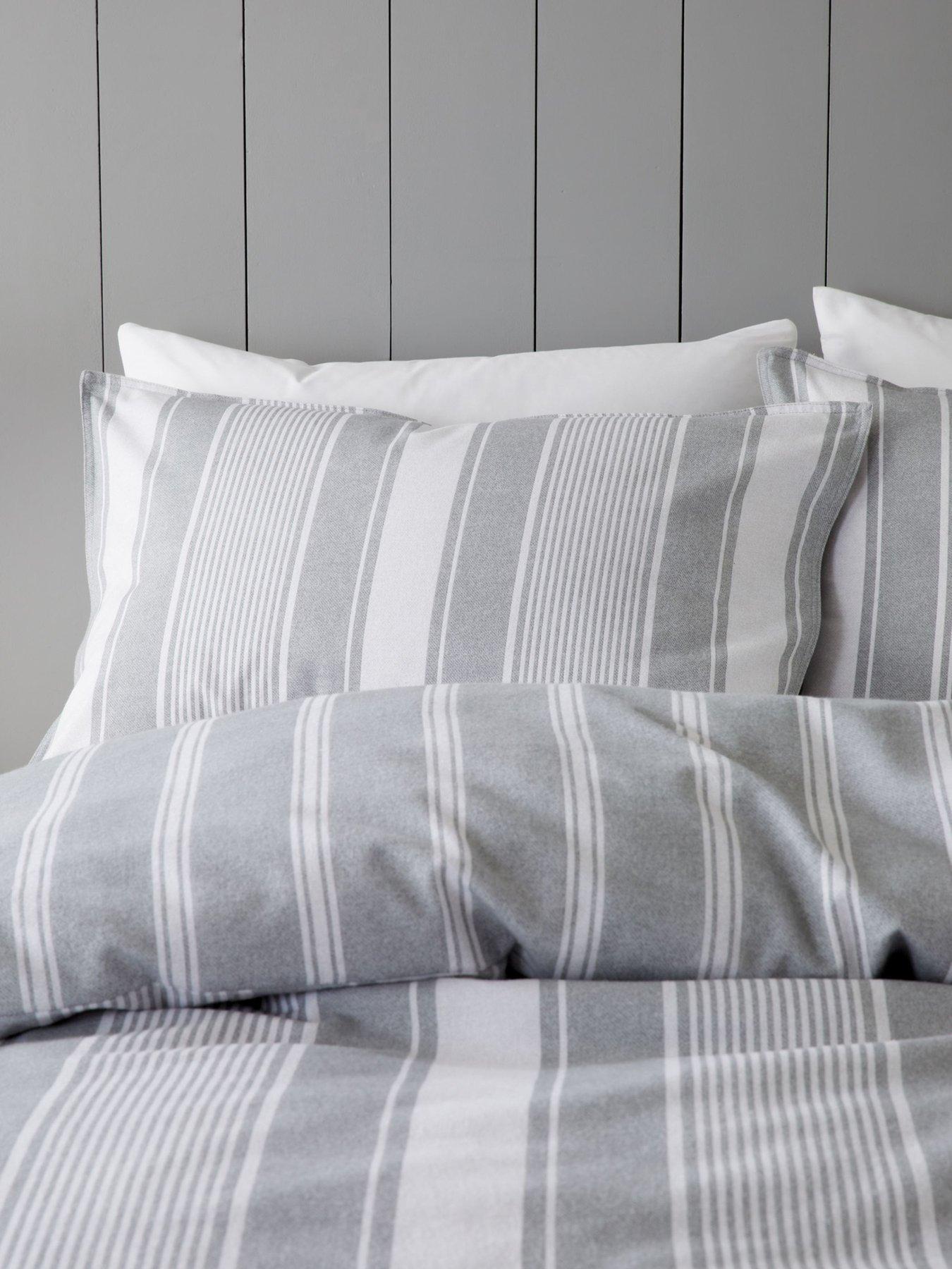 bianca-brushed-ticking-stripe-duvet-set--kingdetail