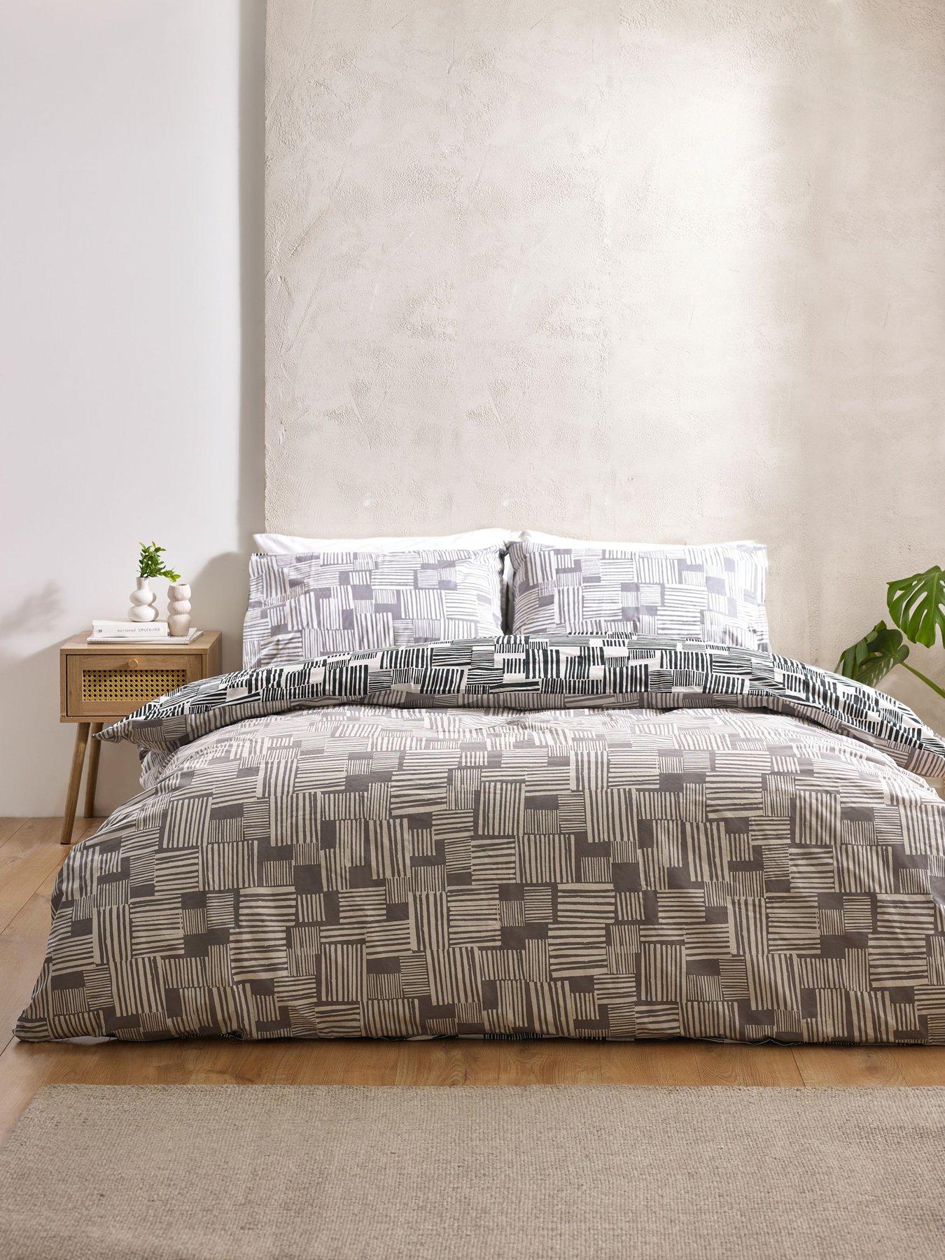 catherine-lansfield-blocks-duvet-cover-setoutfit