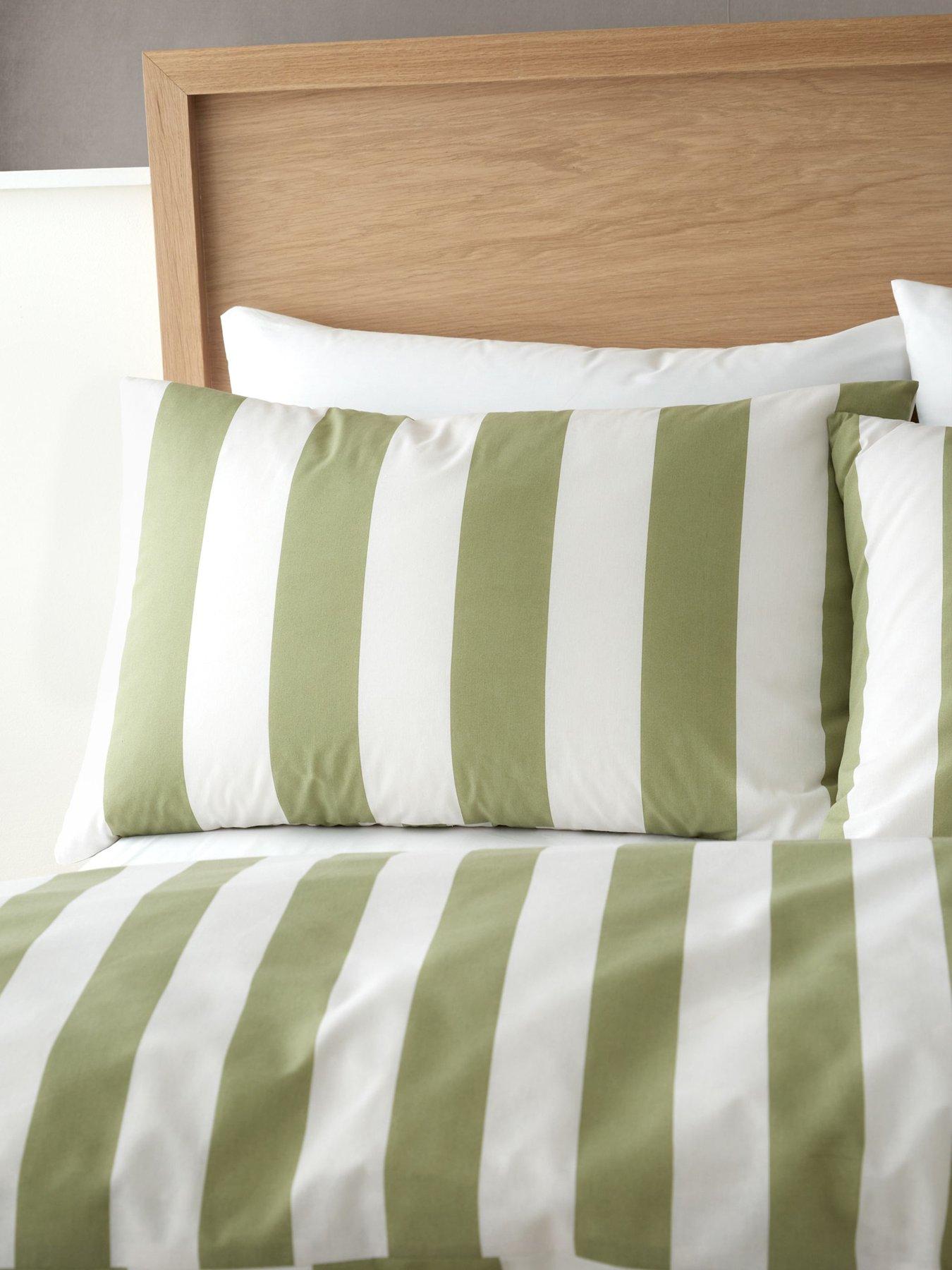 catherine-lansfield-cove-stripe-duvet-set--kingoutfit