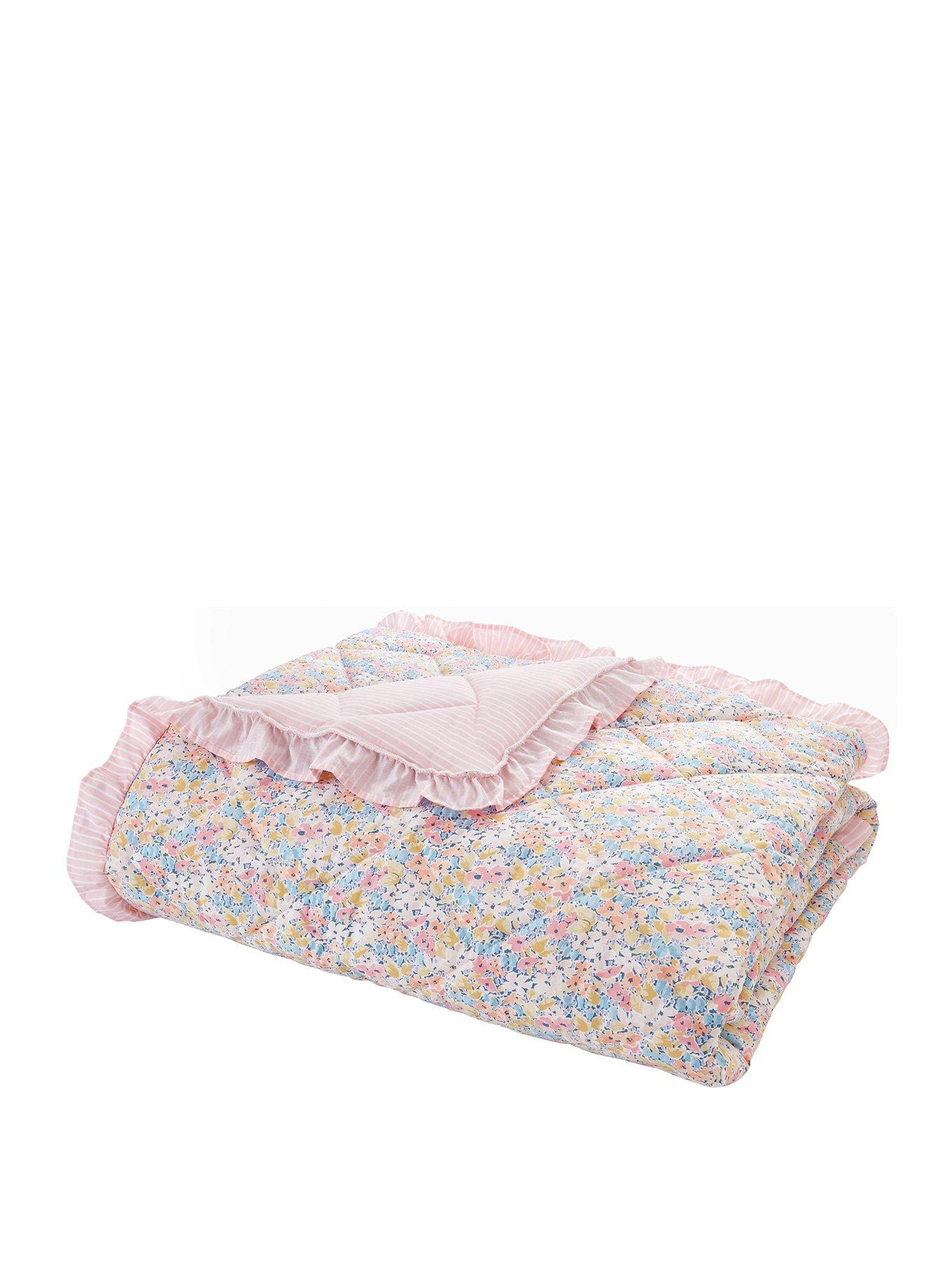 catherine-lansfield-darcy-floral-bedspread--220x230cmstillFront