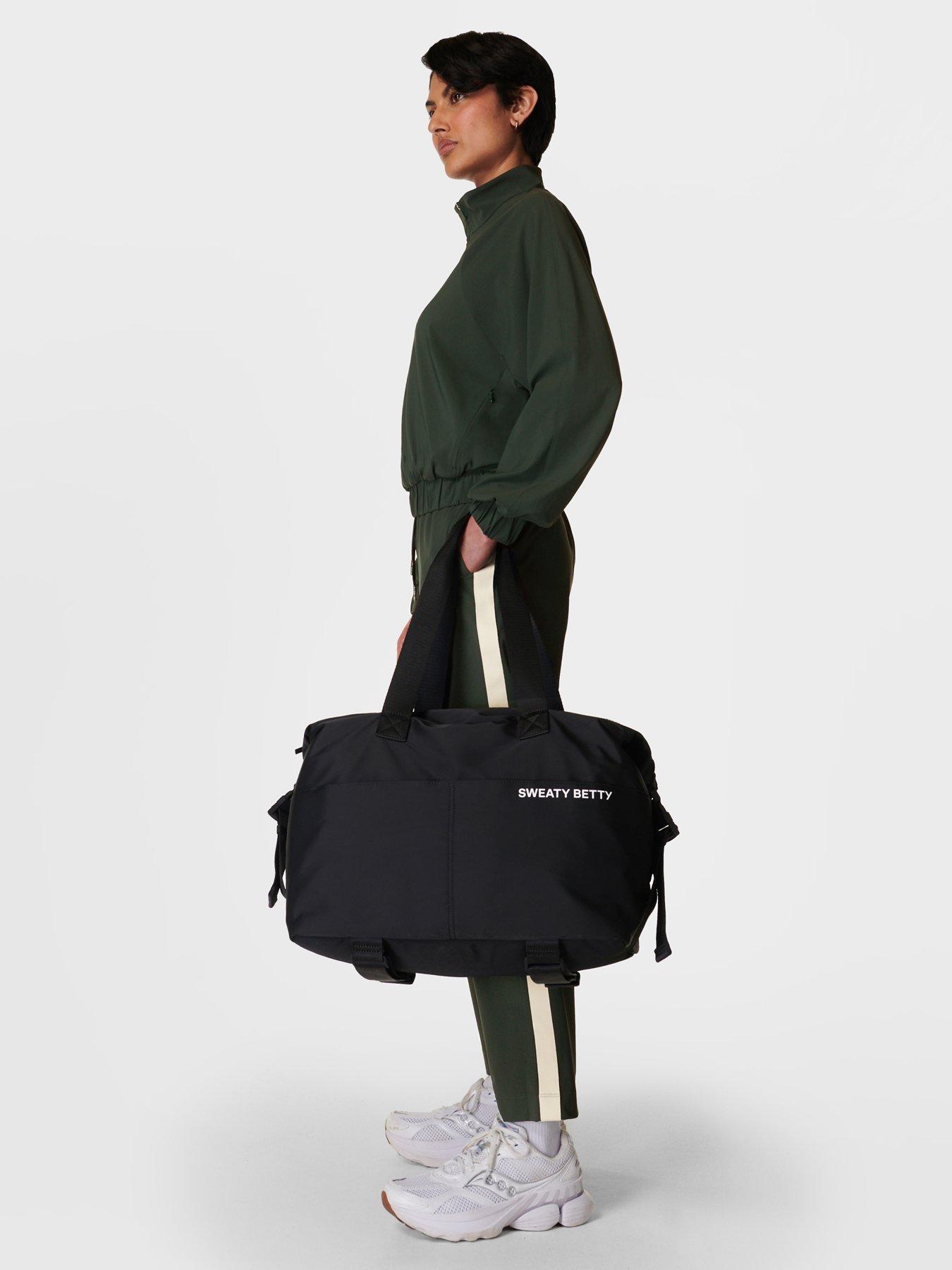 sweaty-betty-womens-training-strive-gym-bag-blackstillFront