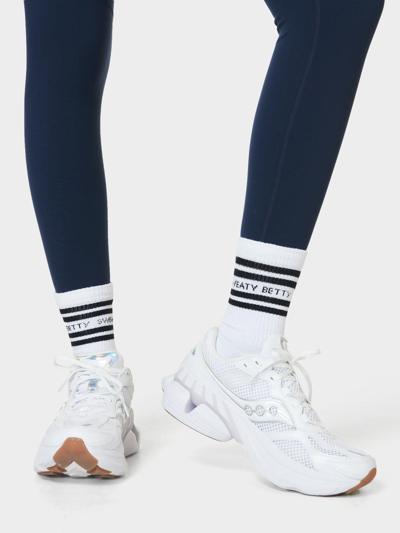 sweaty-betty-womens-training-mid-length-ankle-gripper-socks-2-pack-whiteback