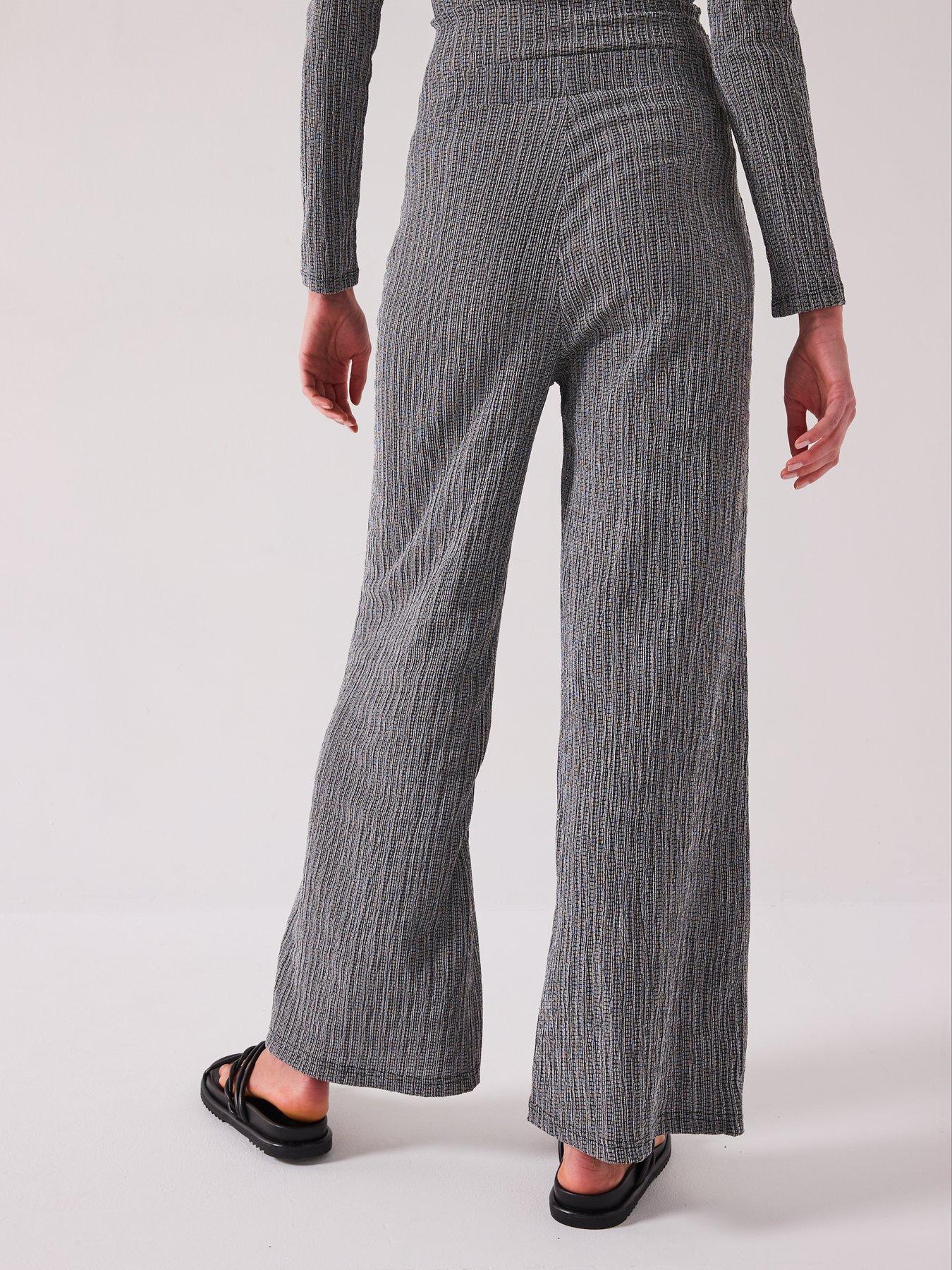 Image 2 of 6 of V by Very Textured Wide Leg Trouser Co-Ord - Mono