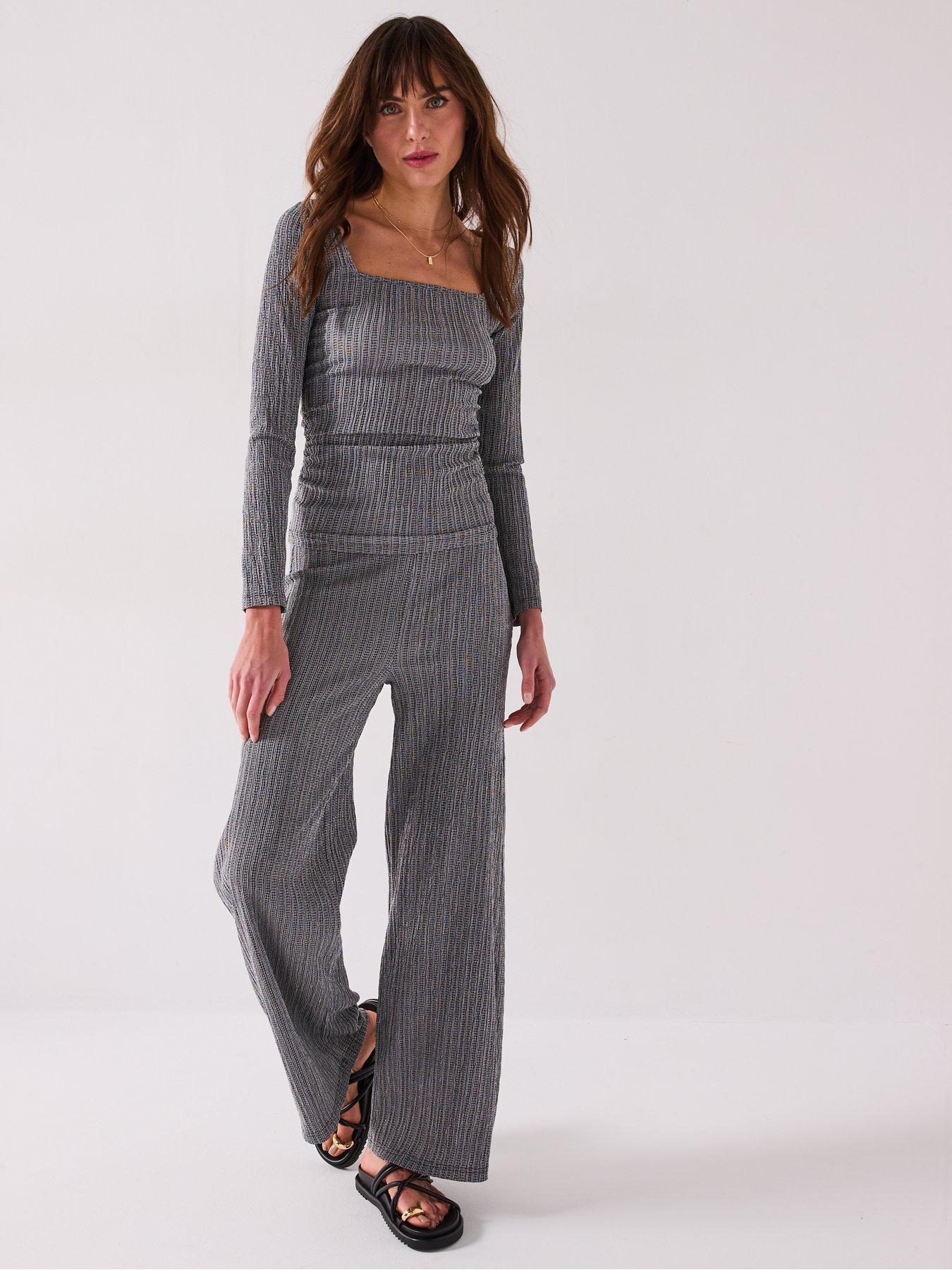 Image 3 of 6 of V by Very Textured Wide Leg Trouser Co-Ord - Mono