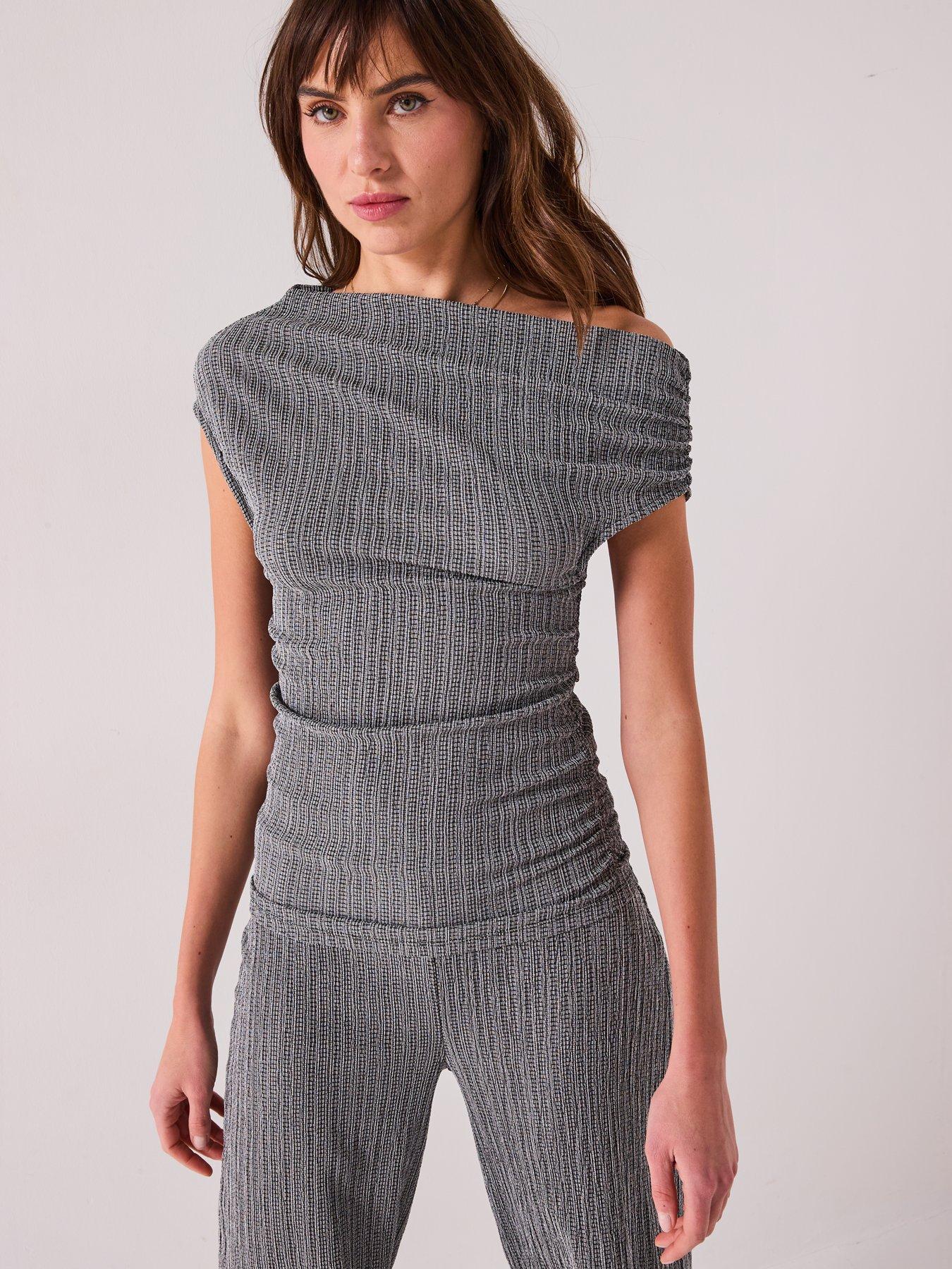 v-by-very-textured-asymmetric-top-co-ord-mono