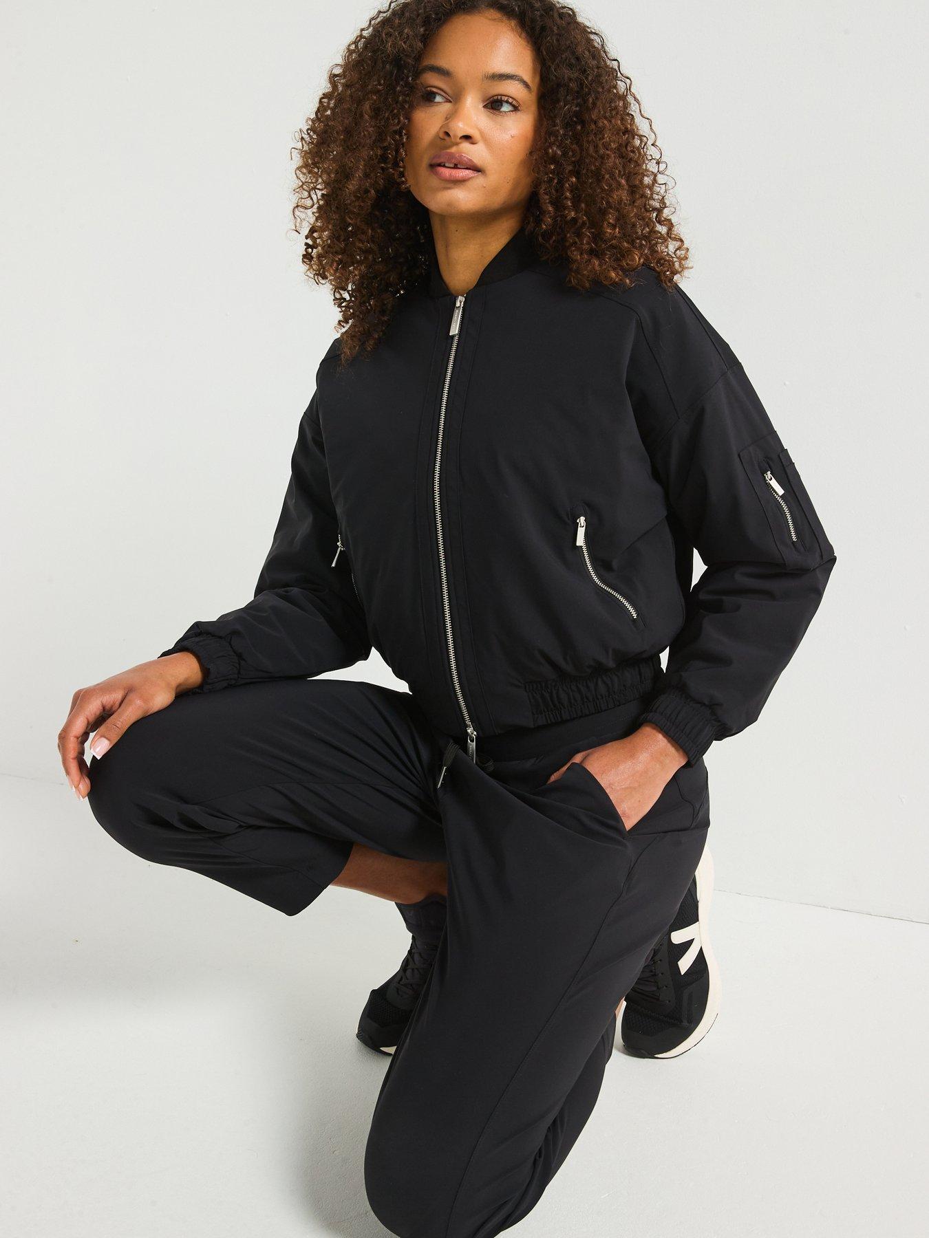Image 6 of 6 of Sweaty Betty Womens Explorer Trouser 25' - Black