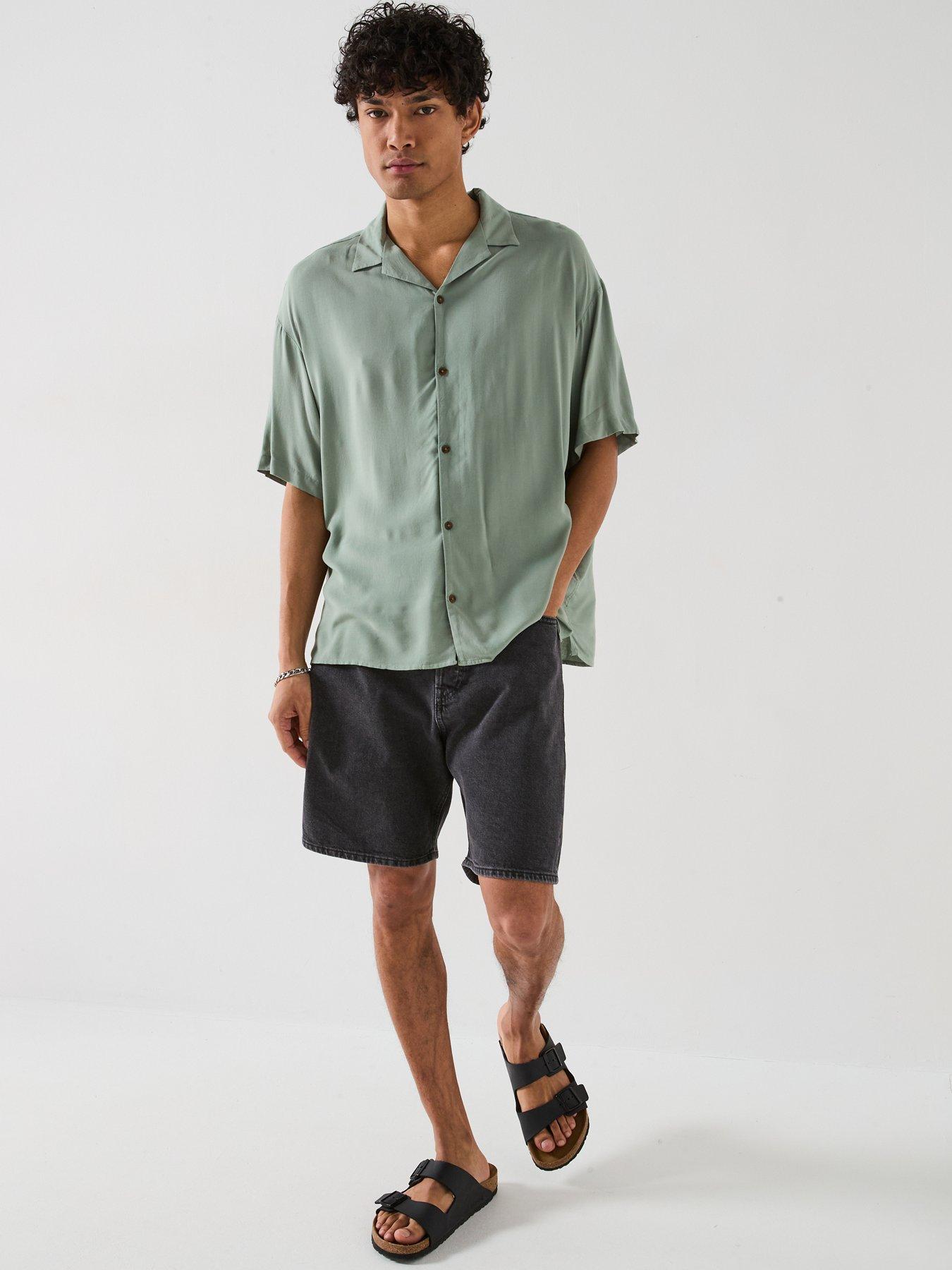 Image 3 of 6 of Jack & Jones Jeff Solid Resort Shirt - Iceberg Green