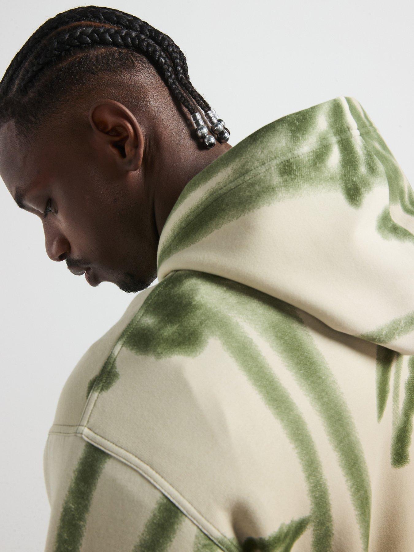 armani-exchange-large-palm-print-hoodie-beigeoutfit