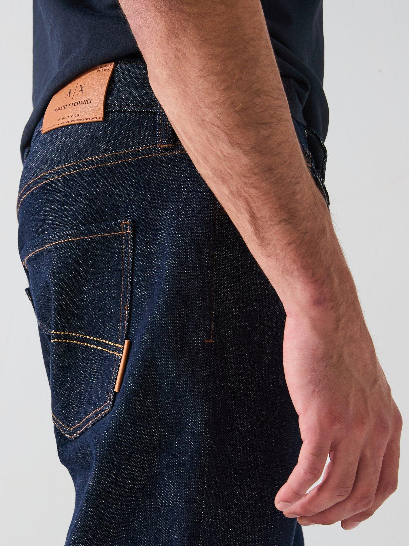 armani-exchange-armani-exchange-regular-fit-jean-dark-washoutfit