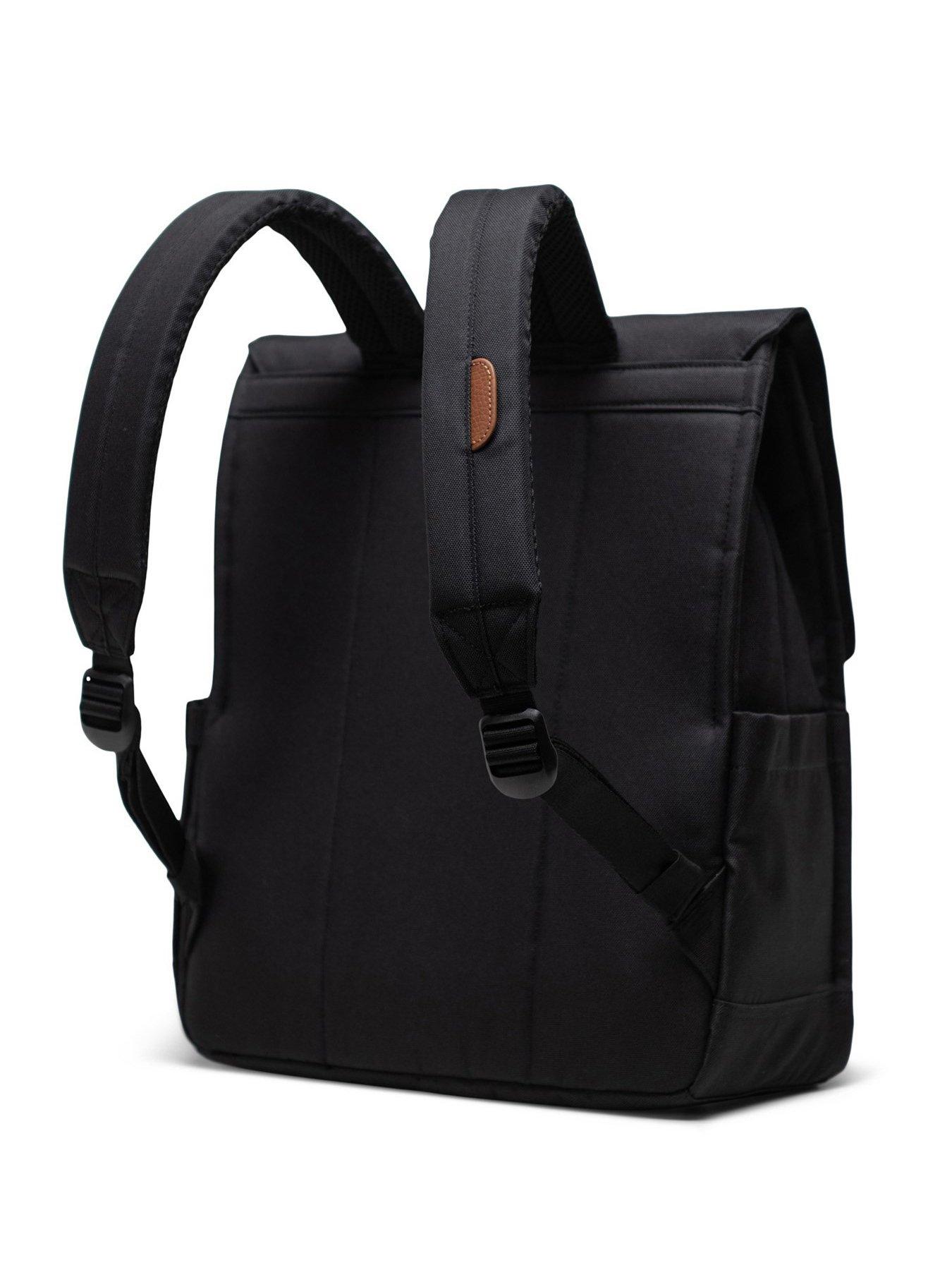 herschel-city-backpack-blackoutfit