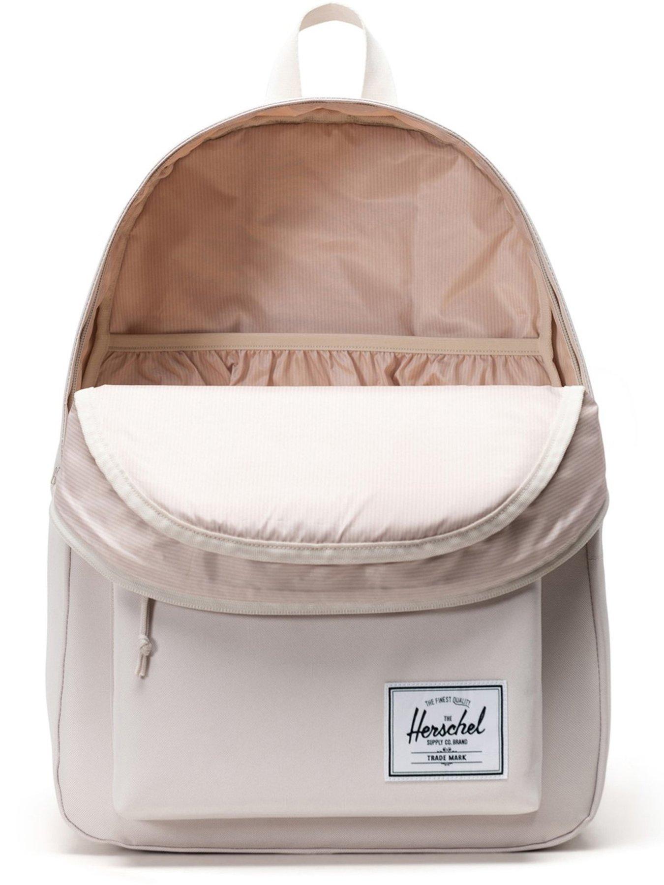 herschel-classic-xl-backpack-off-whiteoutfit